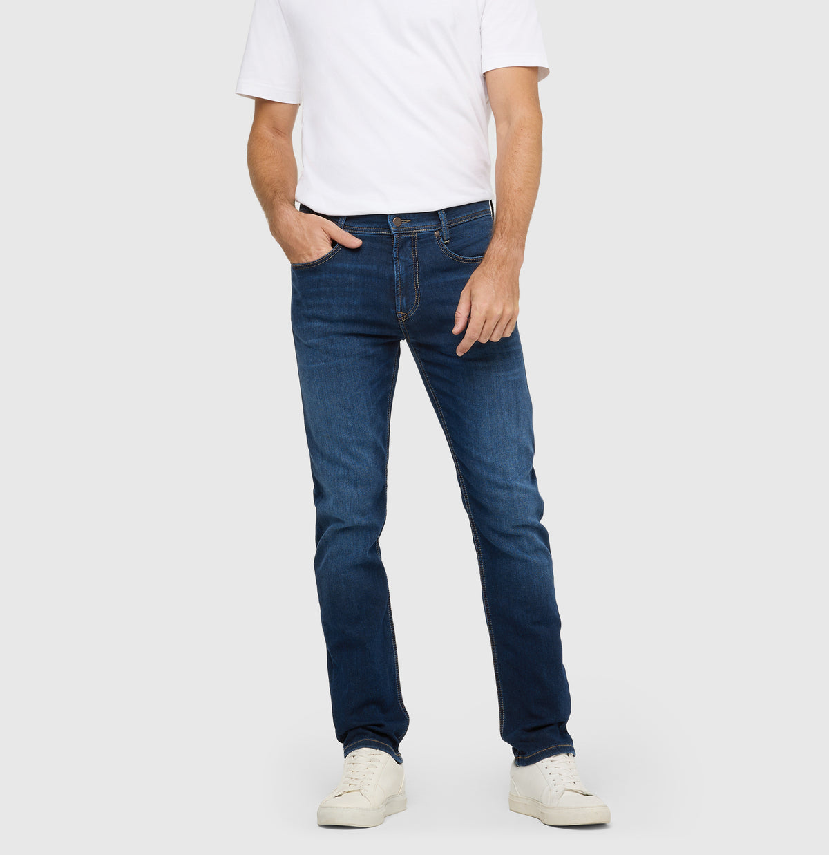MAC JOG'N JEANS dark blue used 0590-00-0994L H733