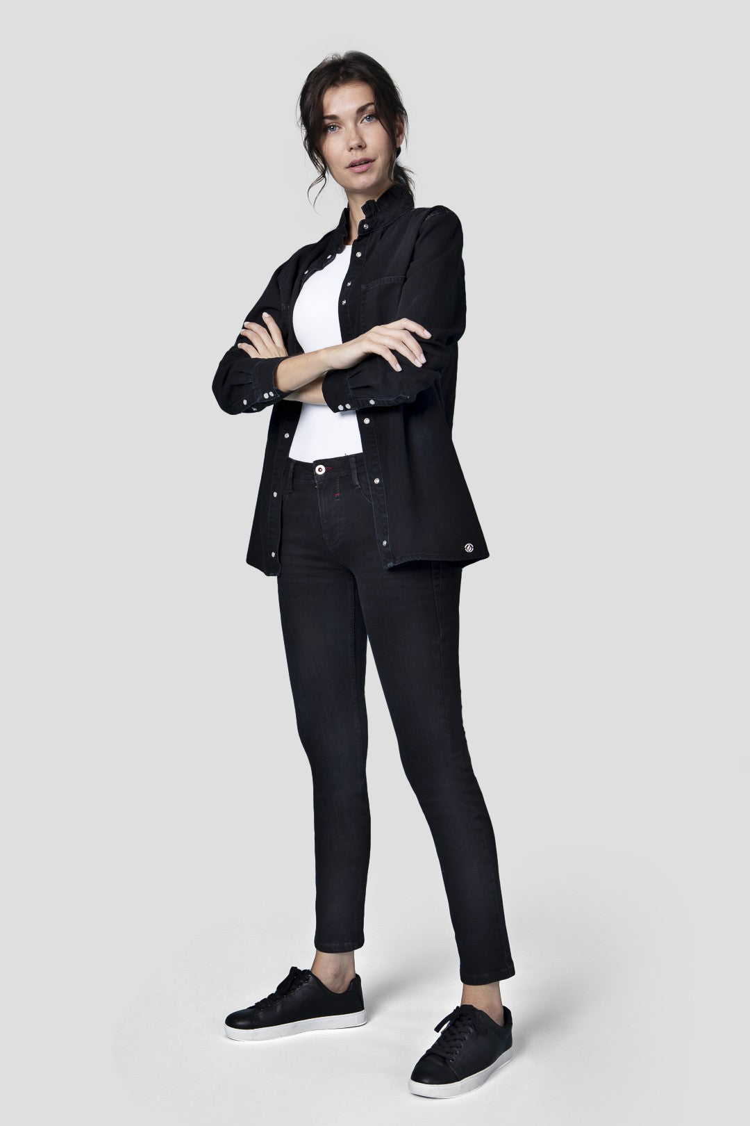 BLUE FIRE Nancy Slim-Fit Jeans - Midnight Ember Black - 1001.390 von Blue Fire