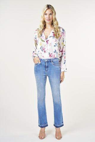 BLUE FIRE Vicky Bootcut Jeans - Sunlit Shallow Blue - 1091.4416