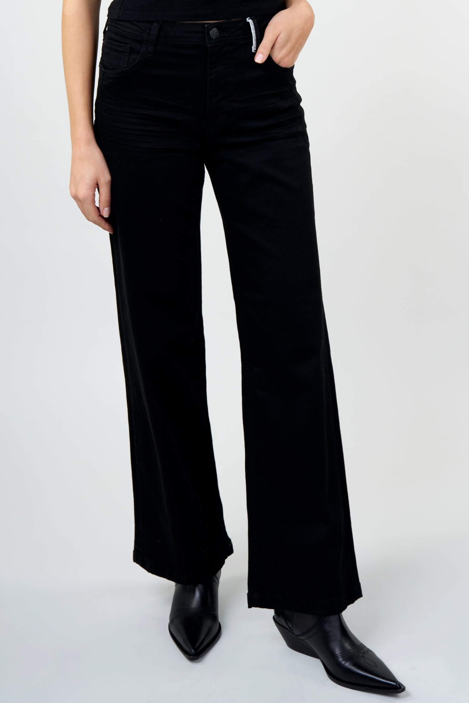 BLUE FIRE Judy Wide-Leg-Jeans - Midnight Obsidian - 1156.4140