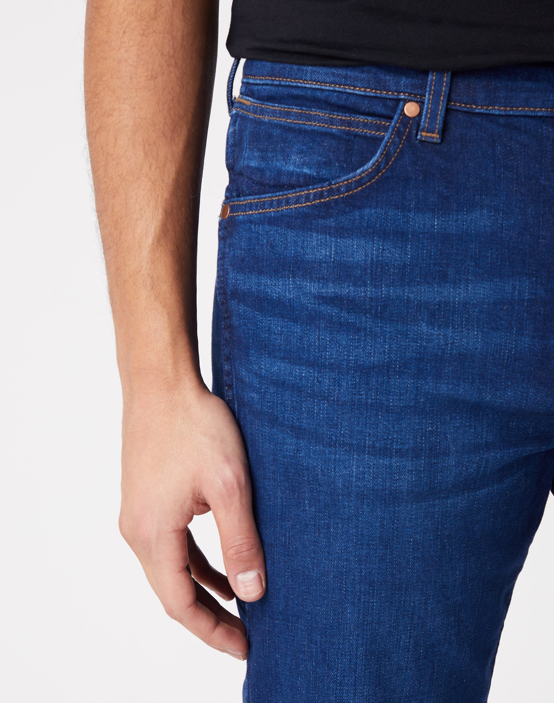 WRANGLER GREENSBORO the bullseye Five-Pocket - Indigo Sapphire Blue - W15QYI39K von Wrangler