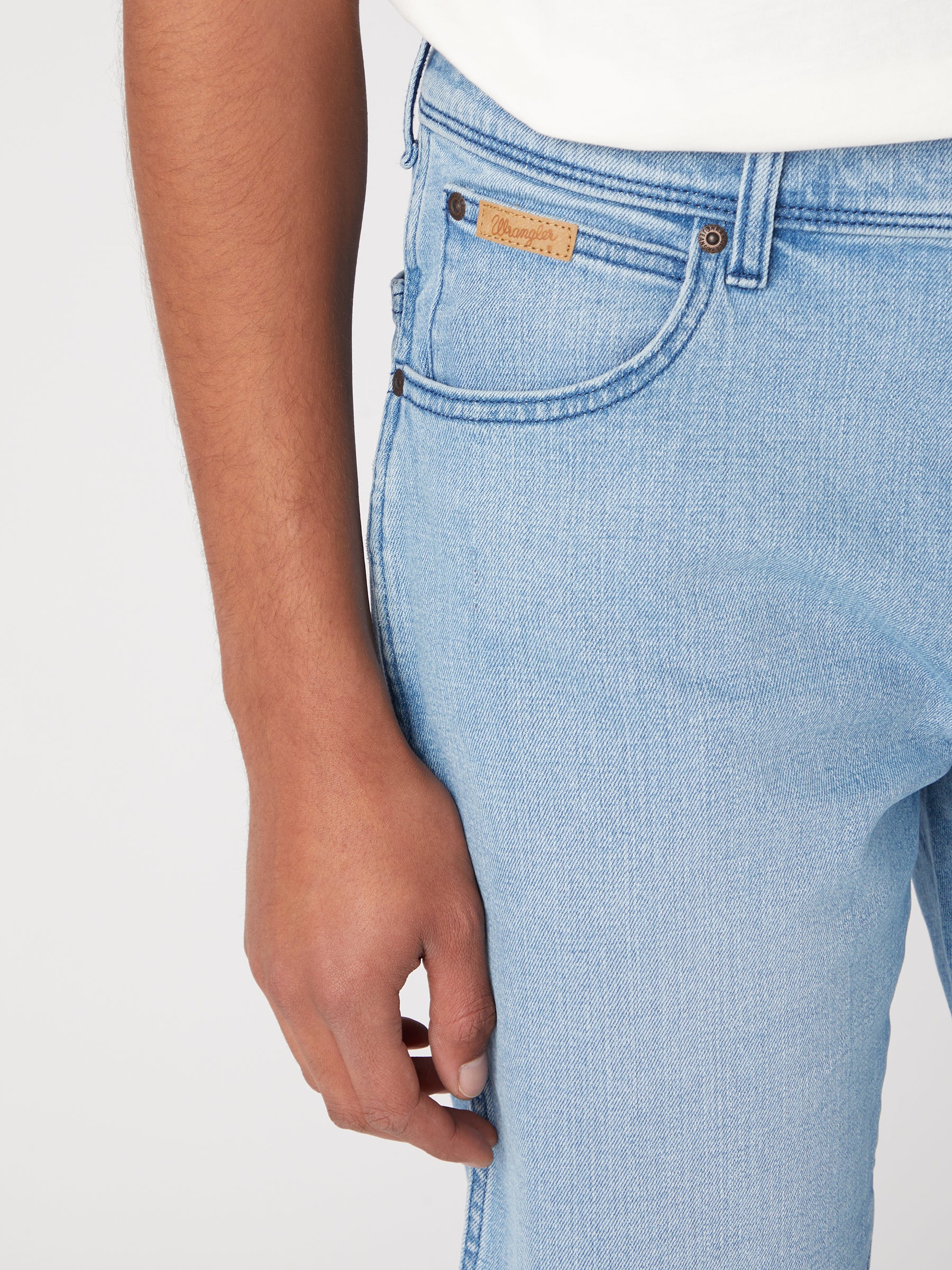 WRANGLER TEXAS SHORTS gambit - Skywashed Horizon Blue - W11CHN42N von Wrangler