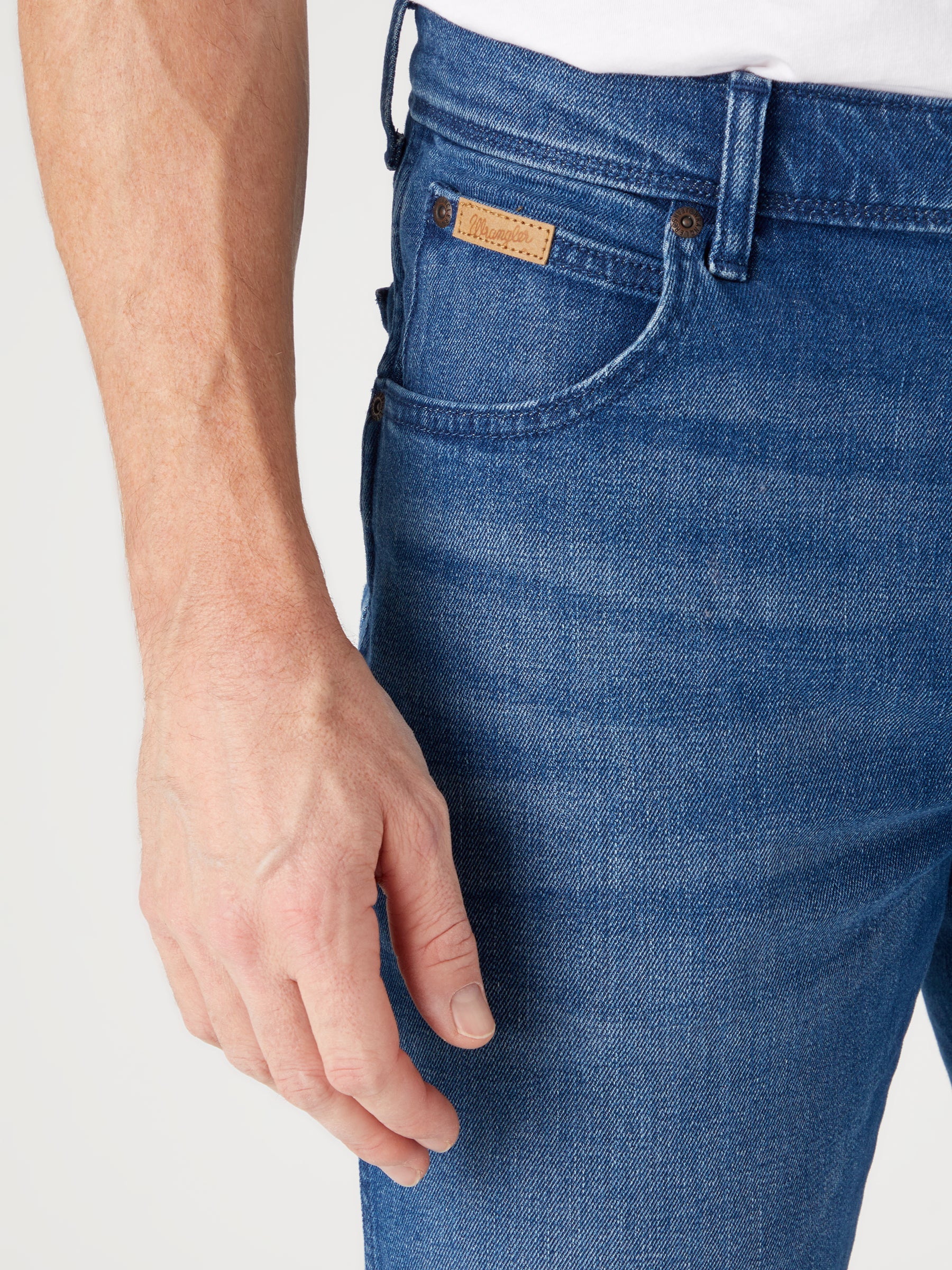 WRANGLER Texas Five Pocket - Coastal Indigo Blue - W121AG42A von Wrangler