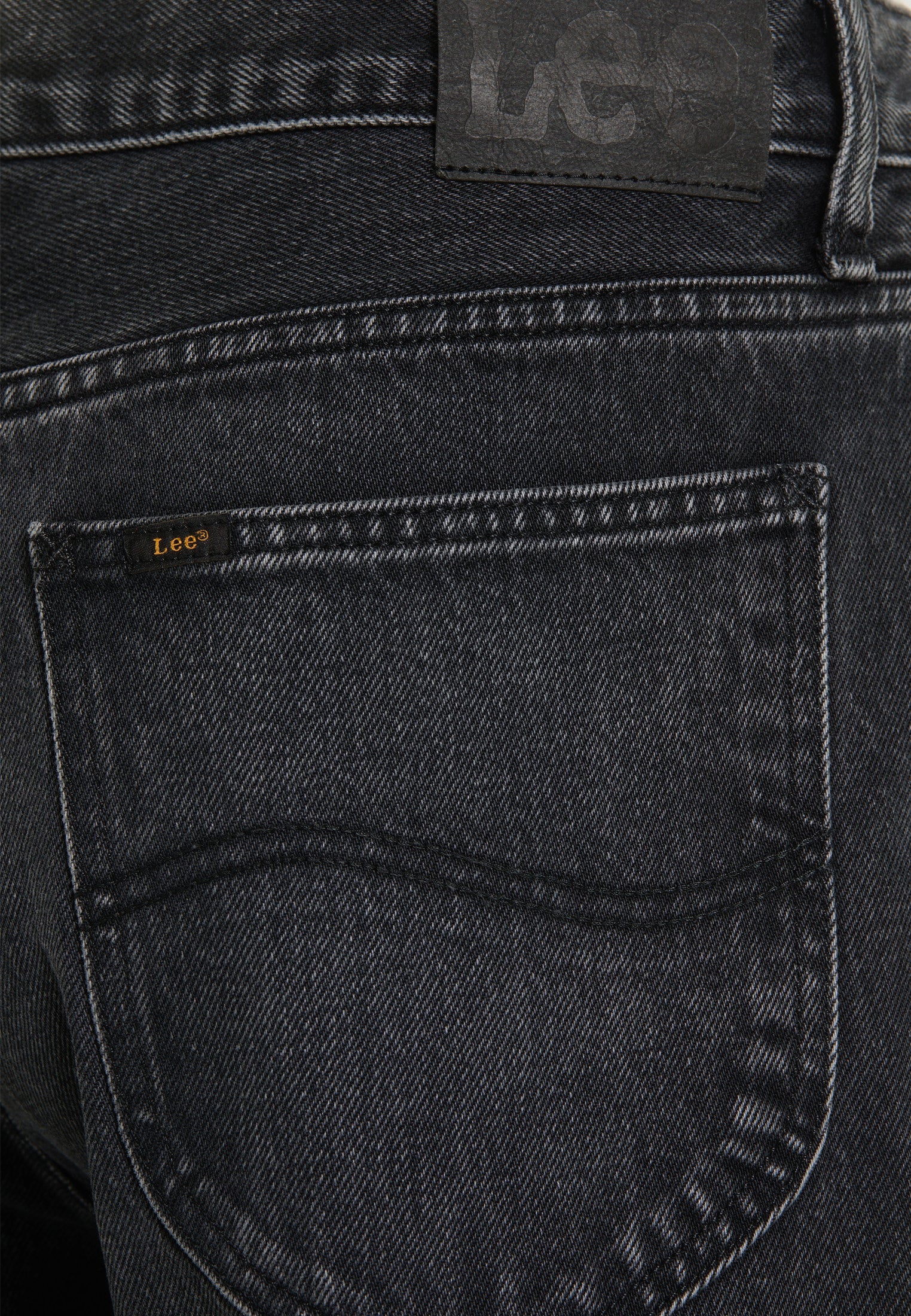 LEE Oscar Tapered Jeans - Night Tide Blue - 112342283 von LEE