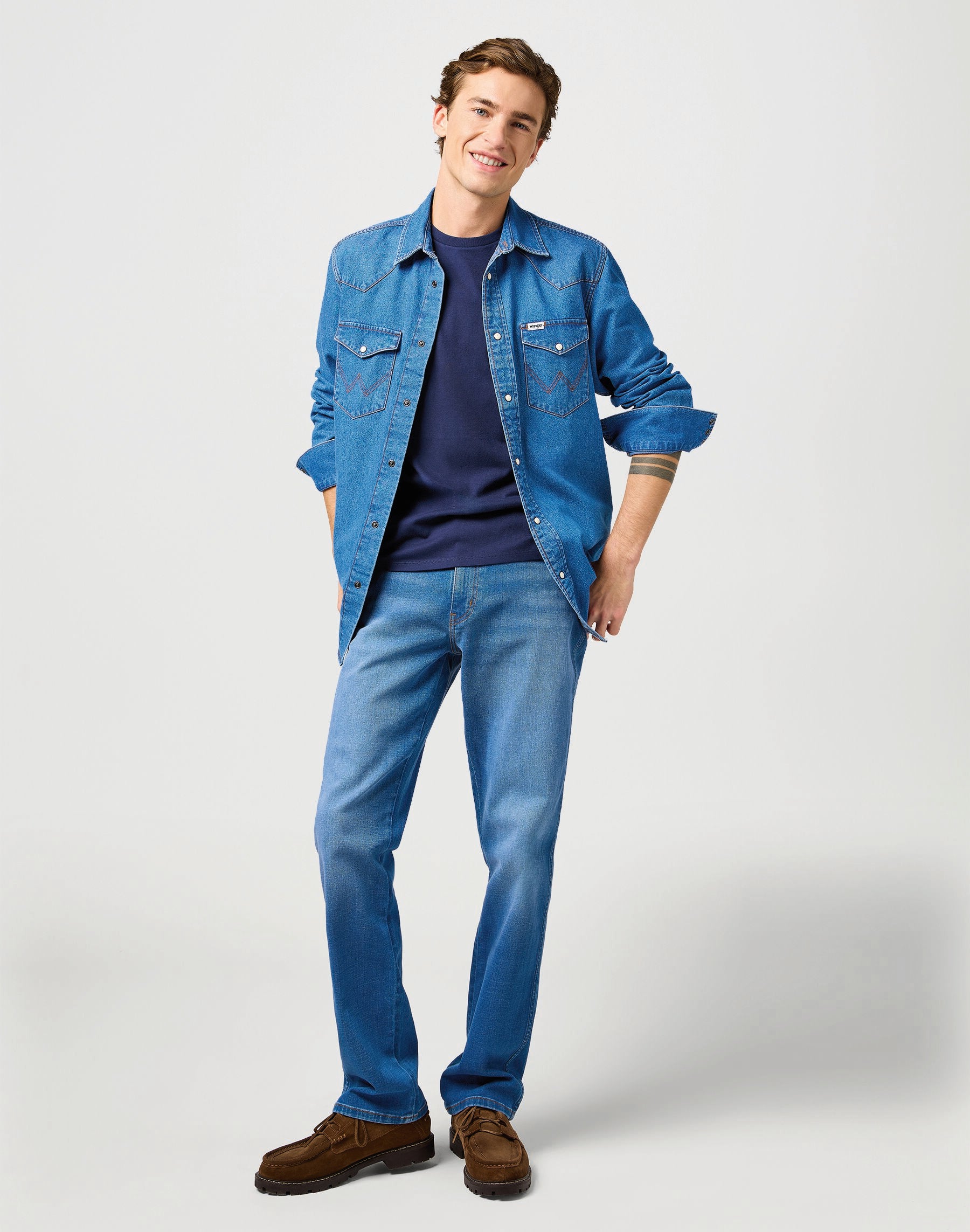 WRANGLER Texas Five Pocket - Ocean Canyon Blue - 112362336 von Wrangler