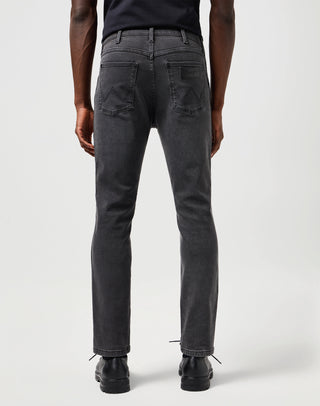 WRANGLER Larston Slim Jeans - Smoky Iron Gray - 112362433