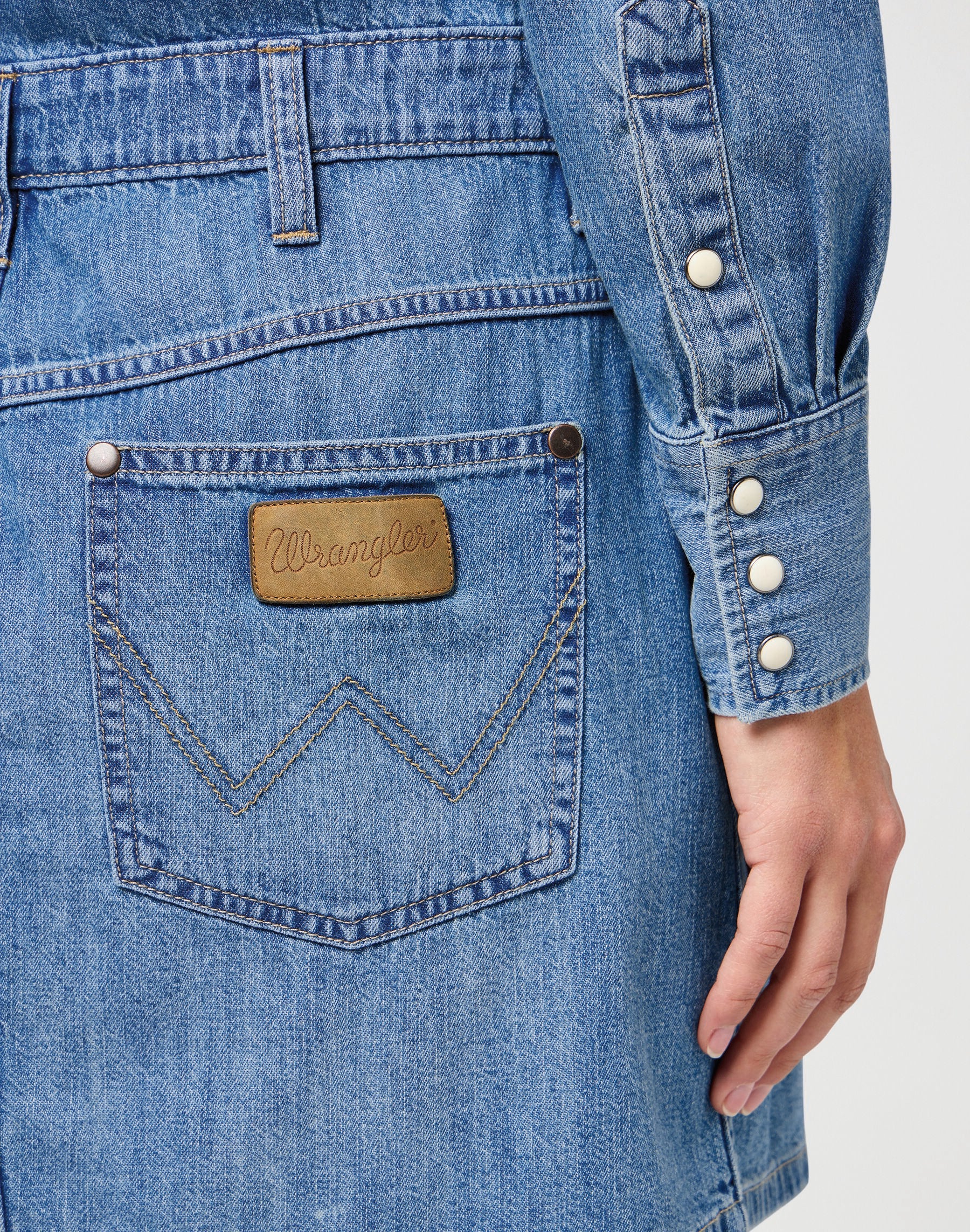WRANGLER LS DENIM DRESS Jeanskleid - Coastal Sky Blue - 112362610 von Wrangler