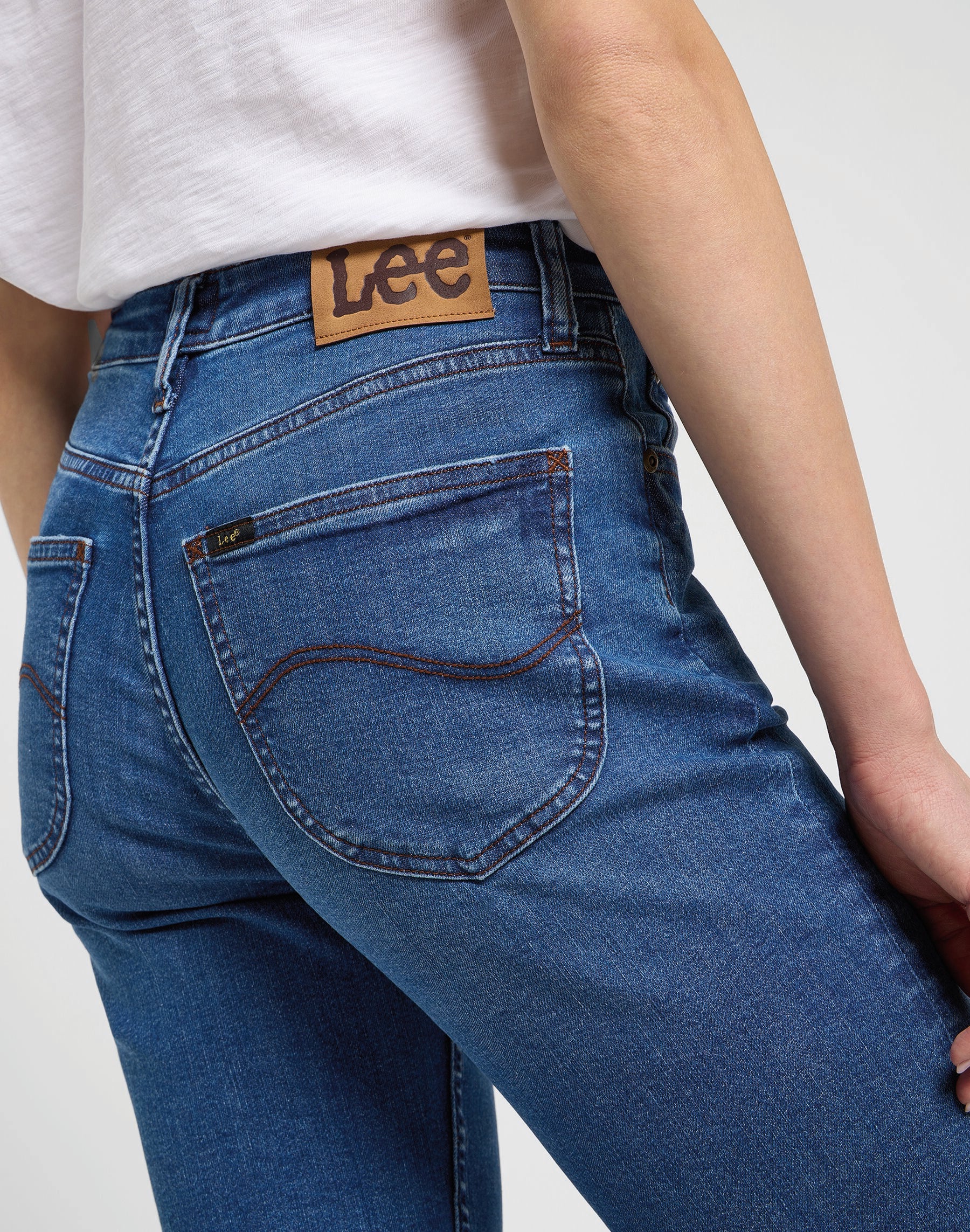 LEE CAROL hyper mid Straight Jeans - Electric Indigo Blue - 112365066 von LEE