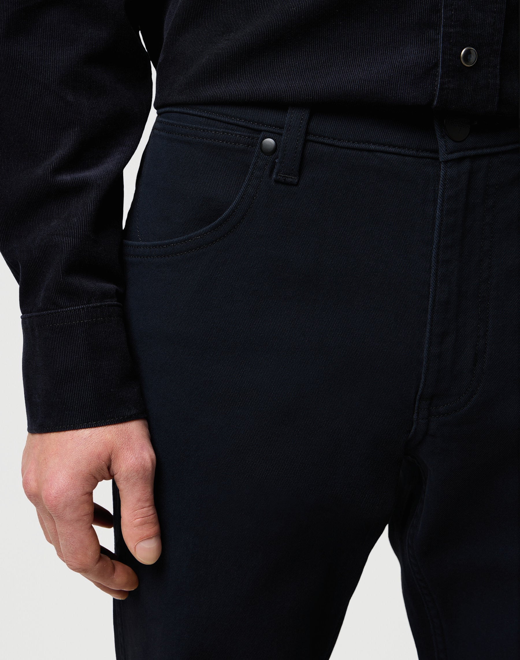 WRANGLER GREENSBORO Straight Jeans - Indigo Night Blue - 112372417 von Wrangler