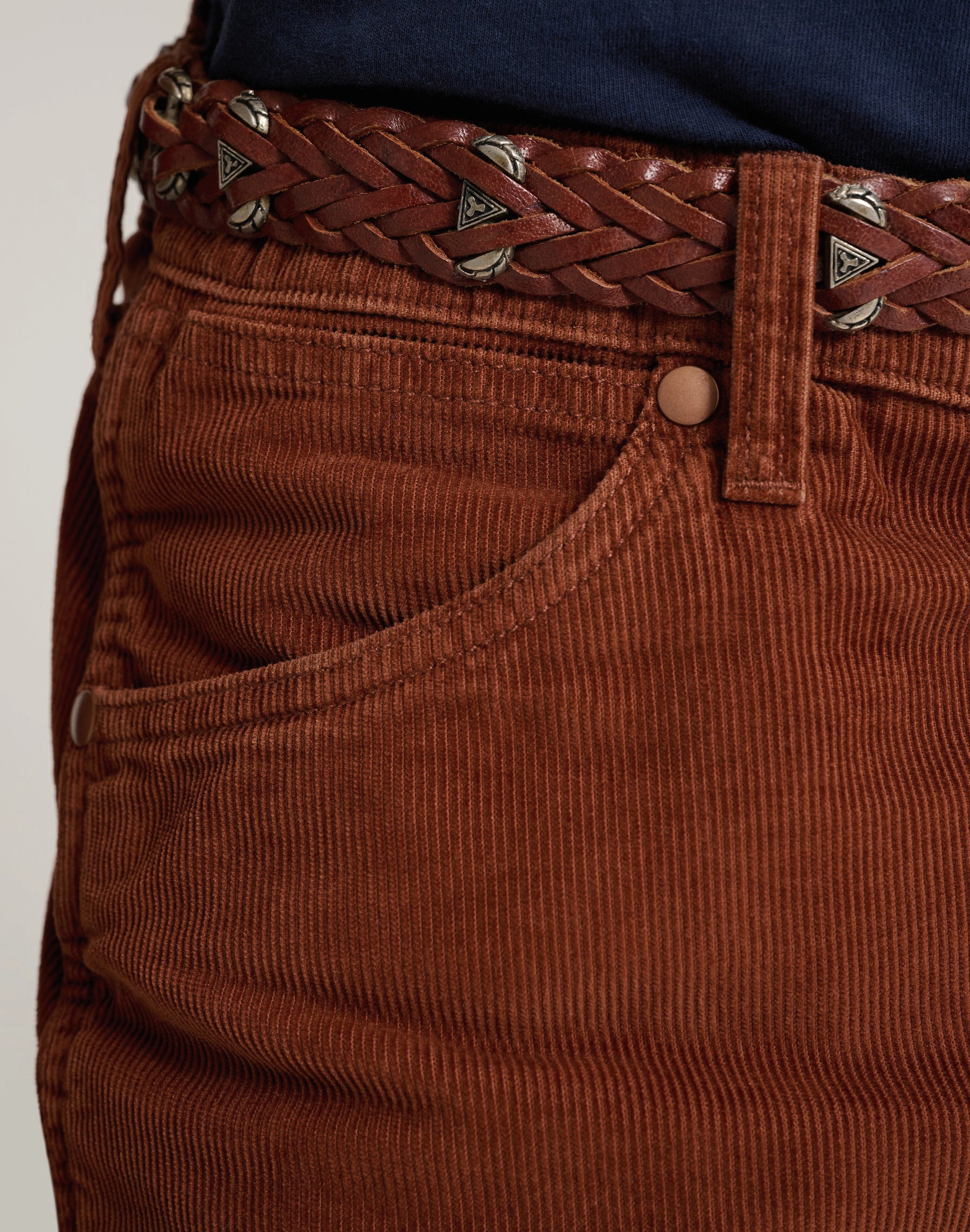 WRANGLER 13MWZ Bootcut-Hose - Rustwood Garnet - 112378541 von Wrangler
