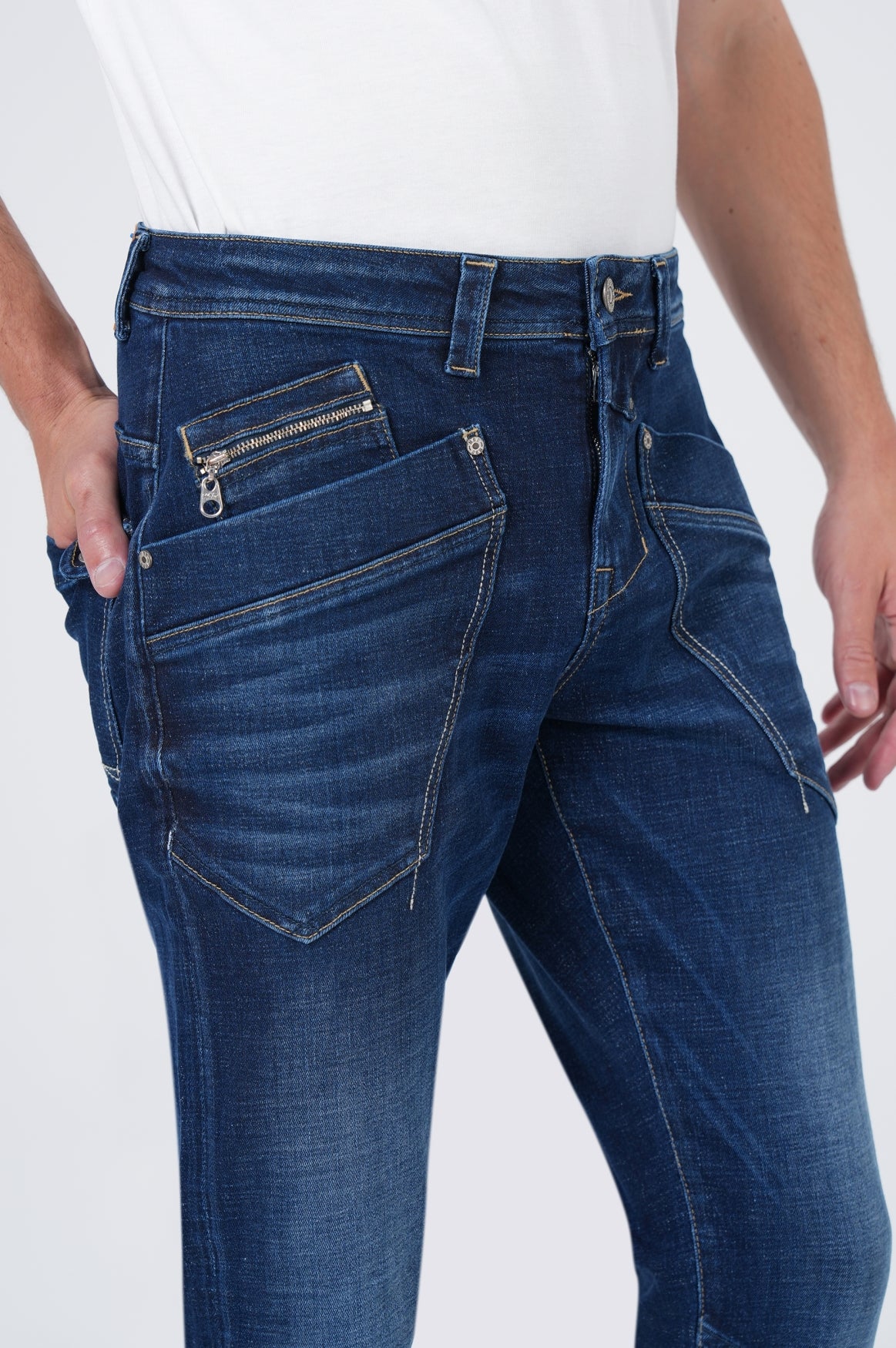 MOD JEANS PABLO Straight Jeans - Indigo Wander Blue - HW25-PABLO.14328 von MOD Jeans