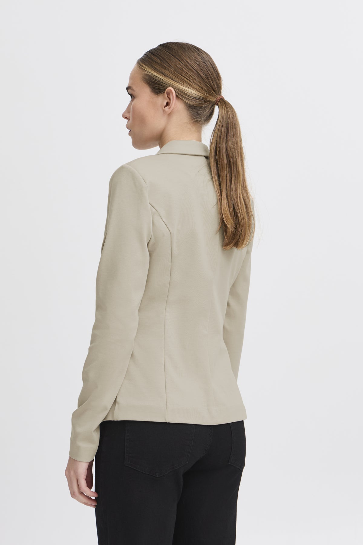 ICHI IHKATE Blazer - Oyster Sandlight - 20101801.151308 von ICHI
