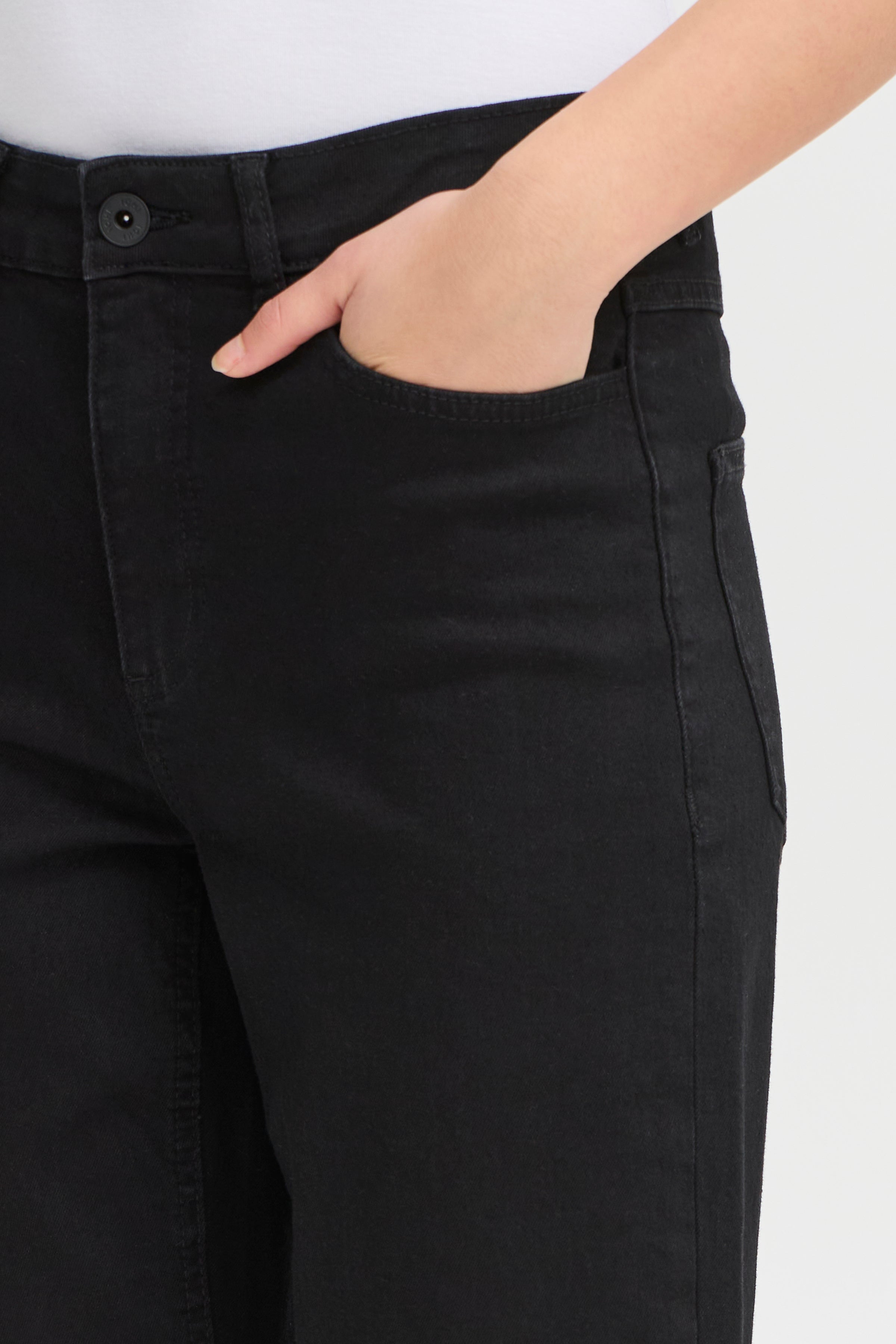 ICHI IHTWIGGY Raven Night Denim - 20110967.194008 von ICHI