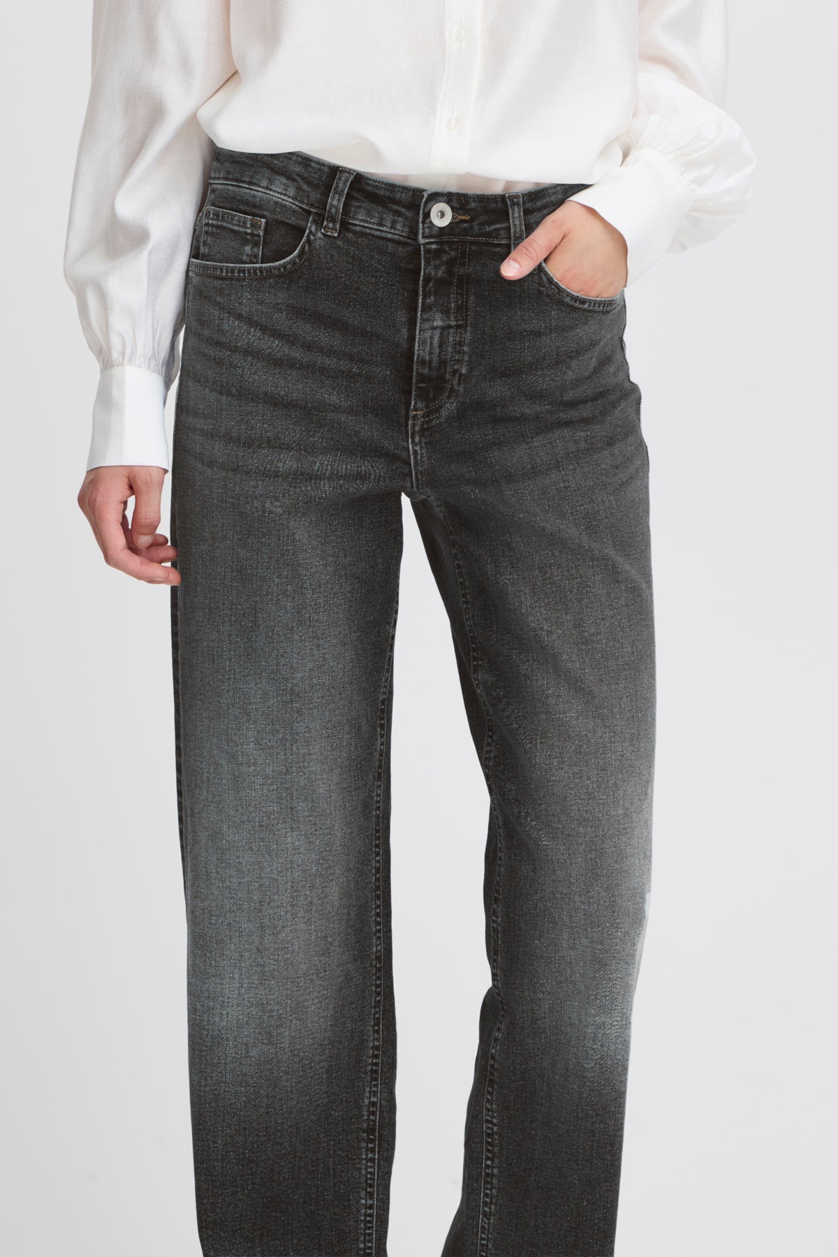 ICHI IHTWIGGY Straight Jeans - Iron Ink Grey - 20119128.19041 von ICHI