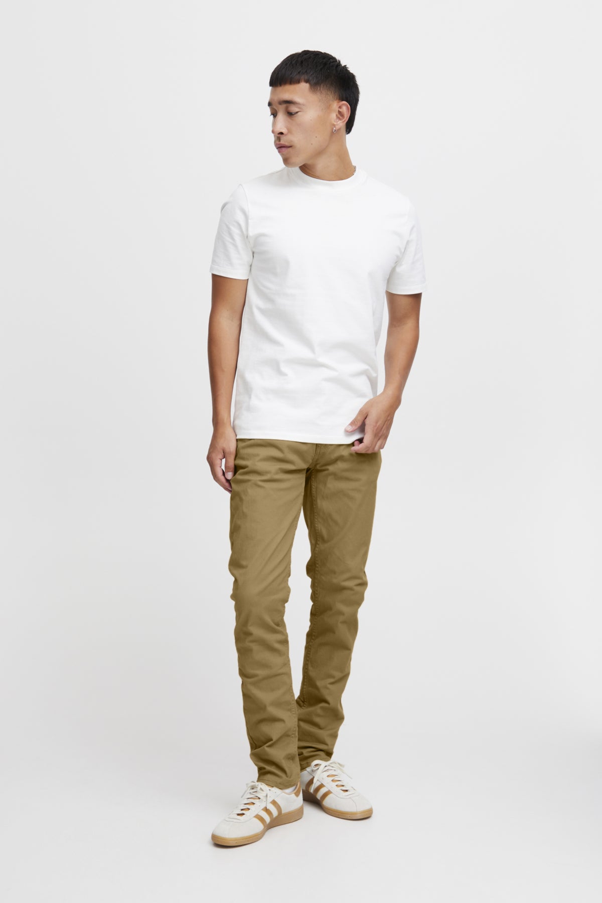 BLEND Bhnatan Chino - Golden Sandstone - 20703472.75107 von Blend