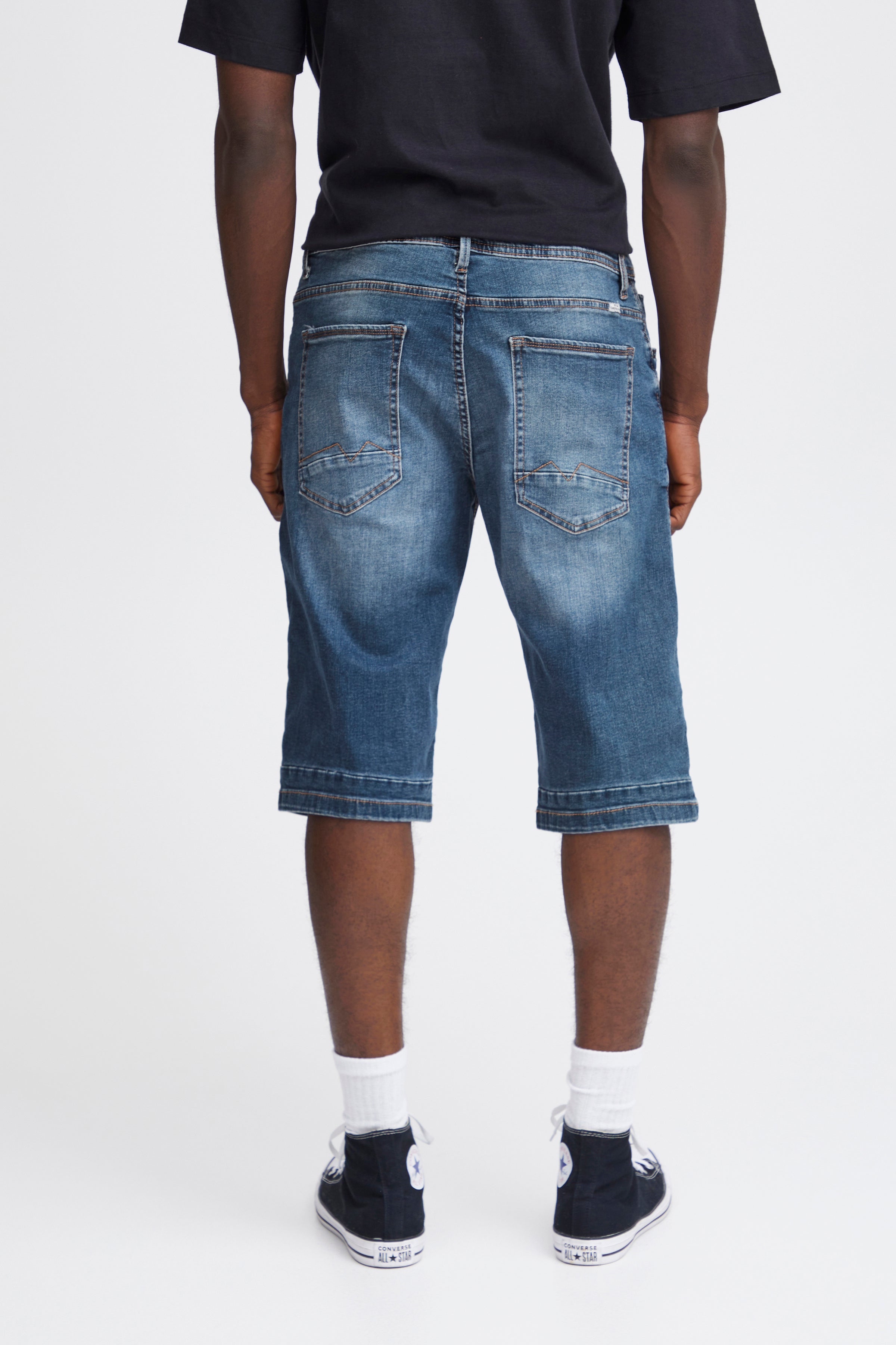 BLEND Twister Capri Shorts - Harbor Sky Blue - 20713328.200291 von Blend