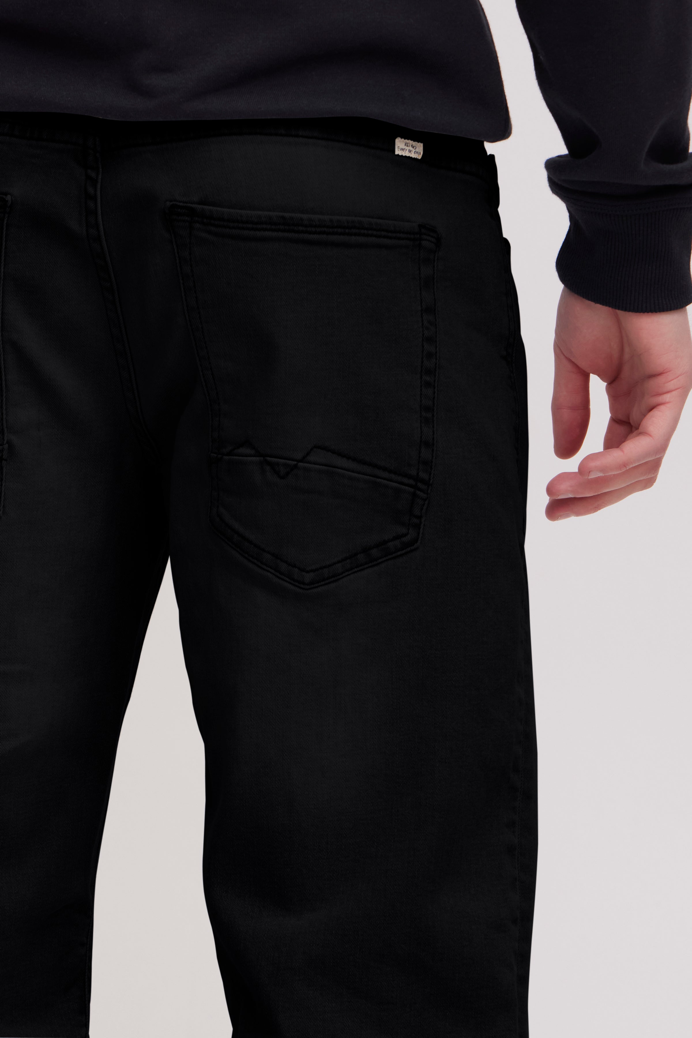 BLEND Twister Capri Shorts - Midnight Coal - 20713328.200297 von Blend