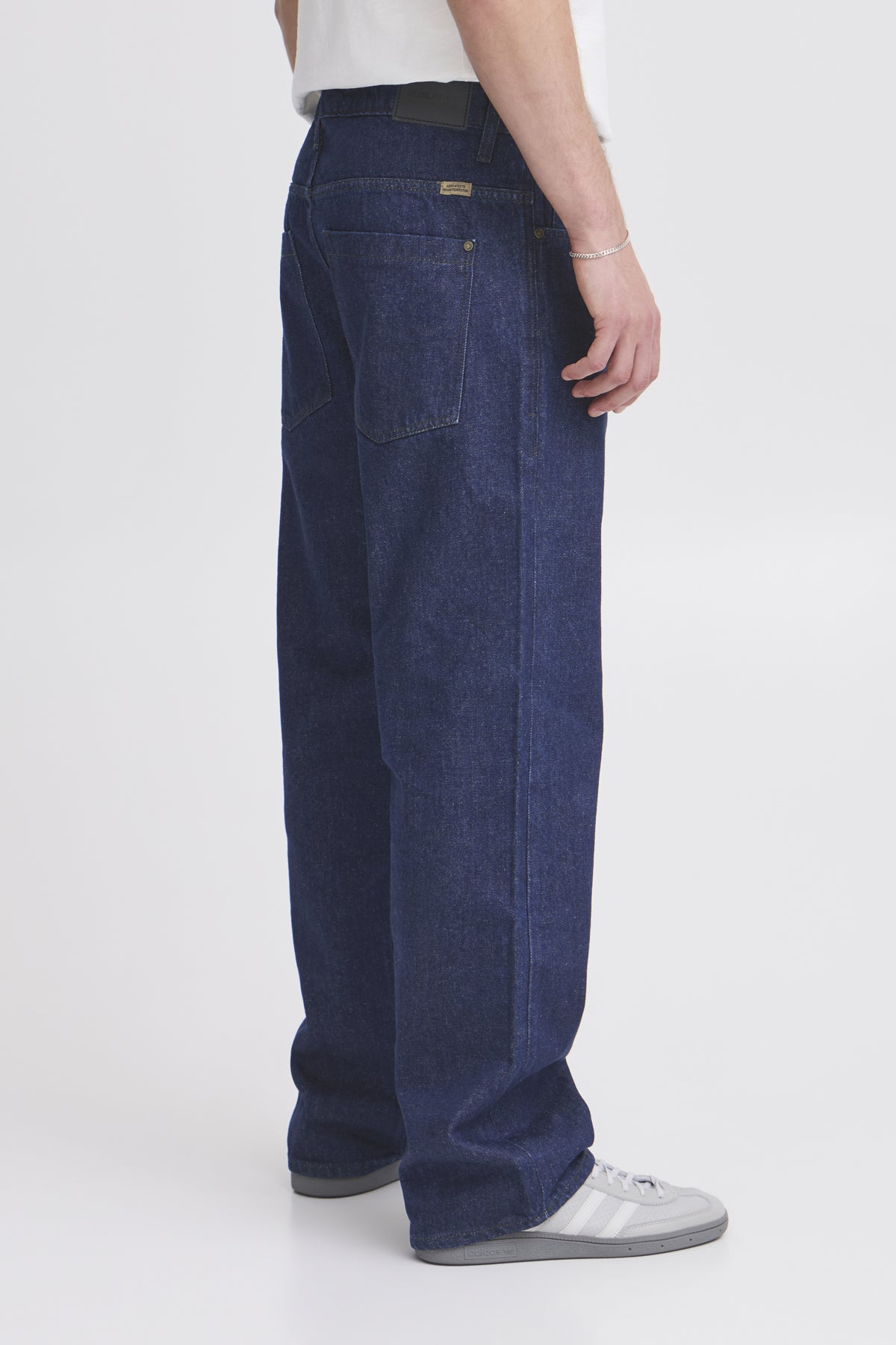 BLEND Flake Baggy Five Pocket - Midnight Washed Indigo - 20718121.200299 von Blend