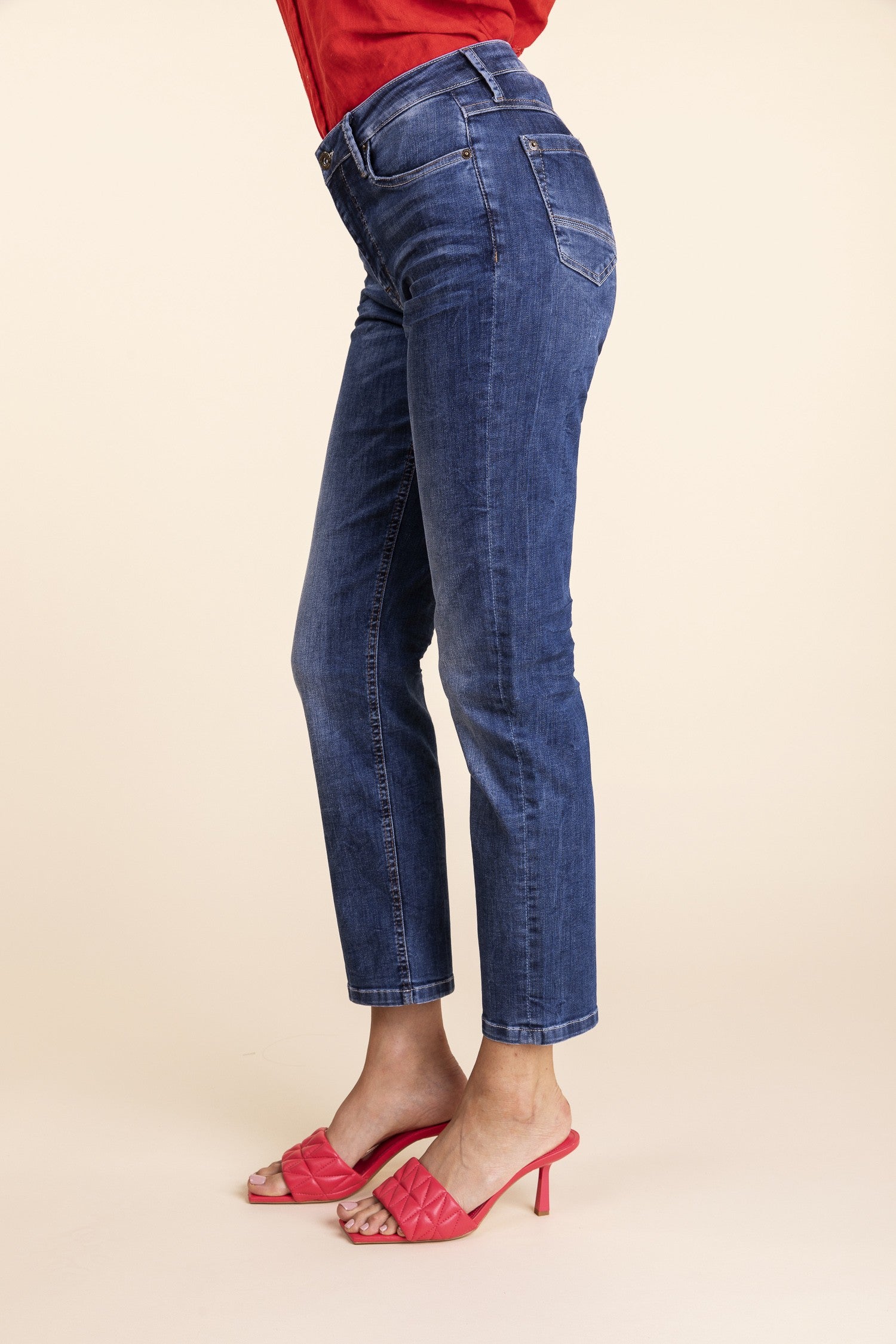 BLUE FIRE J﻿ULIE stone used - Midnight Denim Blue - 1147.242