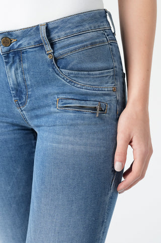 MOD JEANS Suzy Jeans - Coastal Horizon Blue - SP25-2212.4198