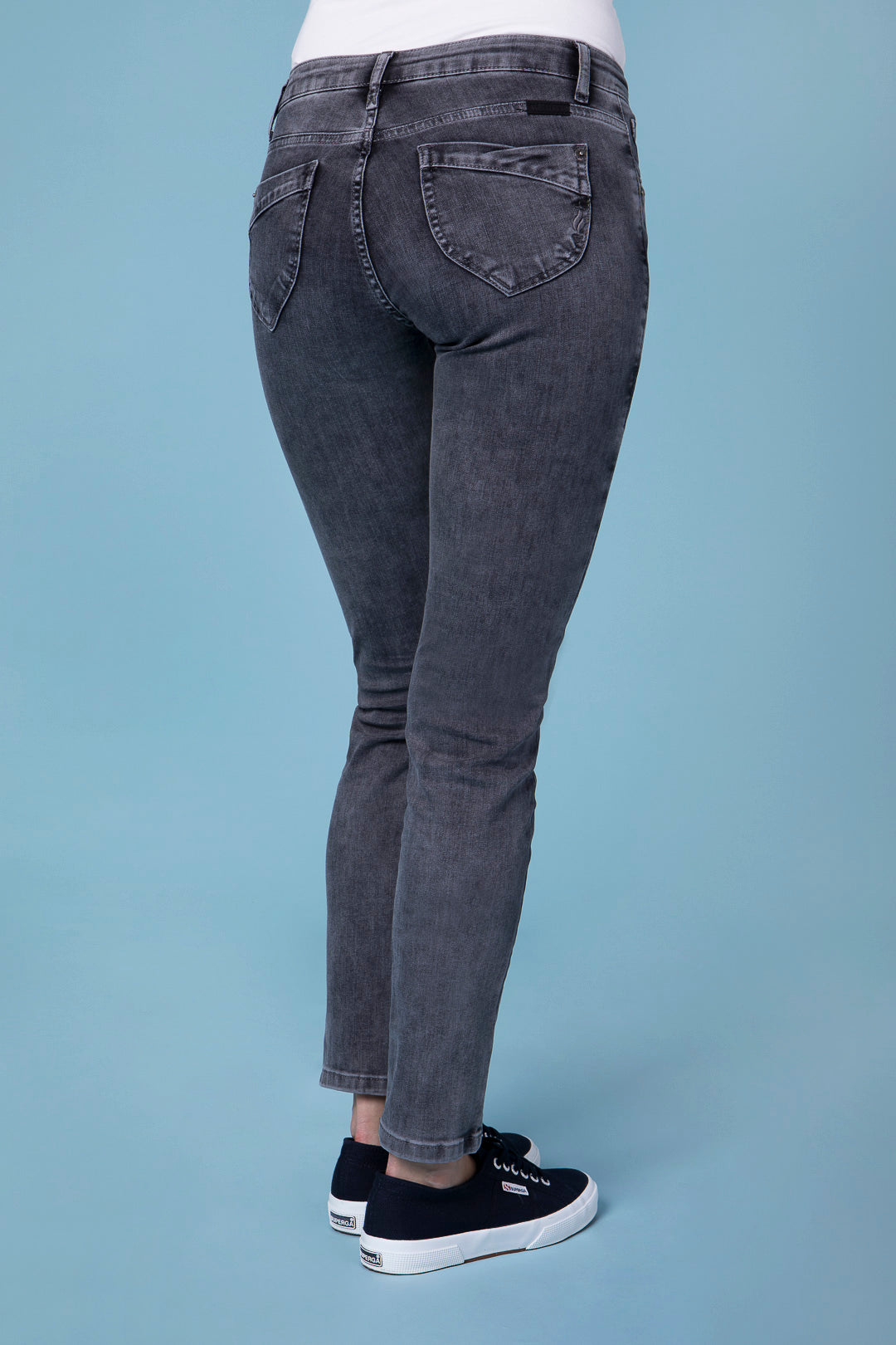 BLUE FIRE Nancy Slim-Fit Jeans - Smoky Storm Grey - 1001.292 von Blue Fire