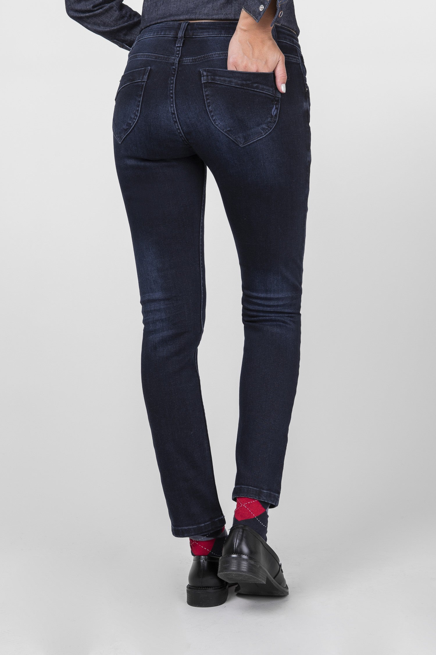 BLUE FIRE Nancy Slim Jeans - Deep Midnight Used - 1001.2196