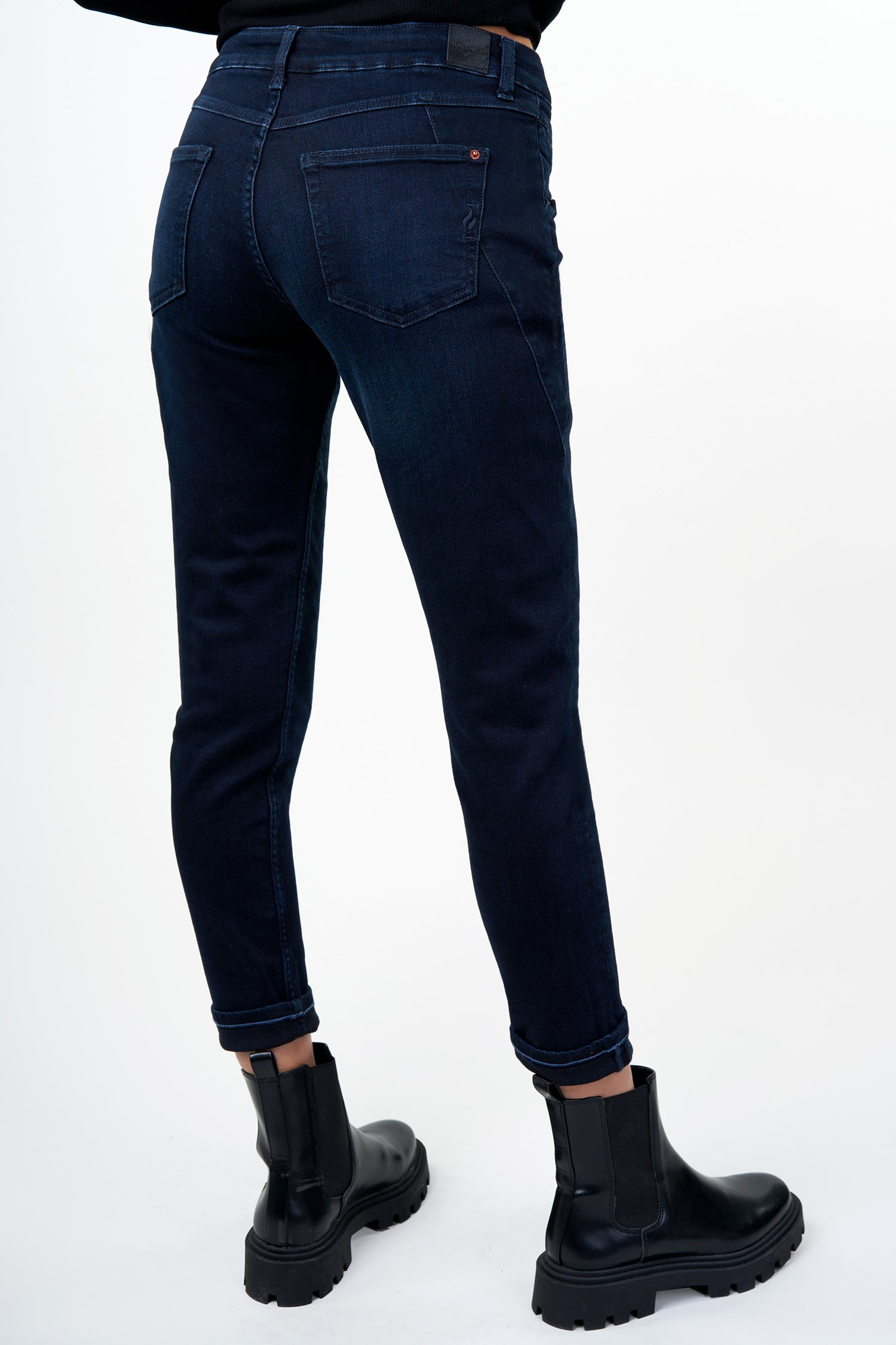 BLUE FIRE Gigi Slim Tapered Jeans - Midnight Ember Indigo - 1112.4141