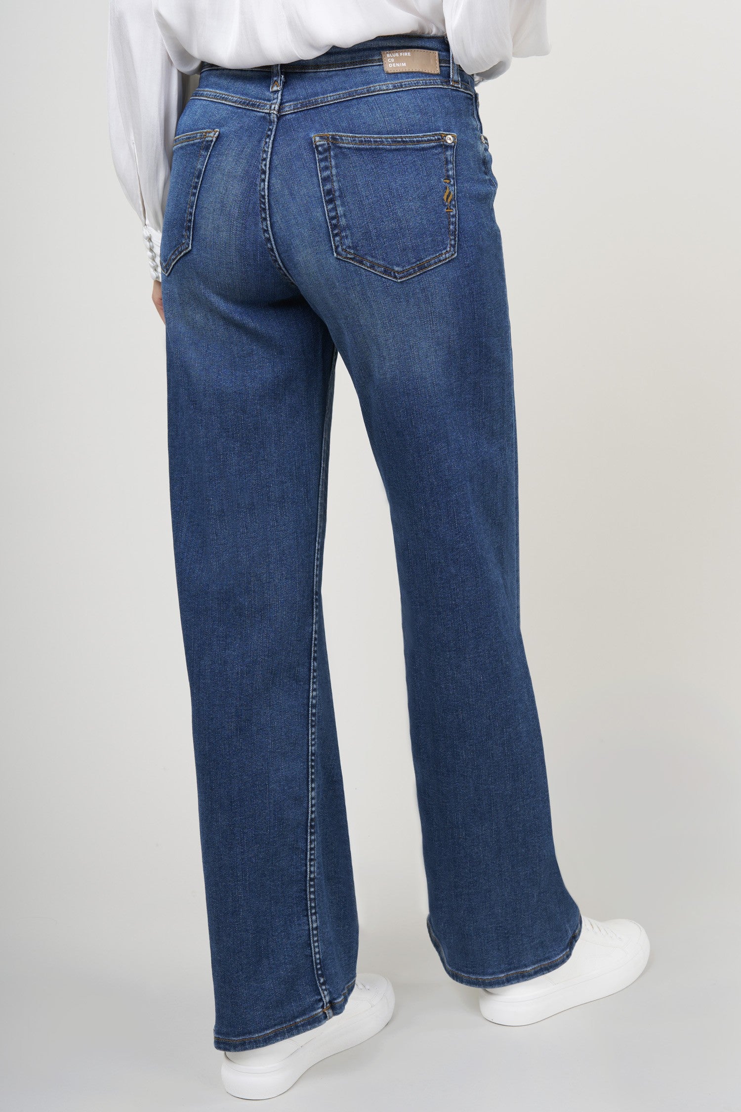 BLUE FIRE Judy Wide Leg Jeans - Deep Atlantic Blue - 1156.262 von Blue Fire