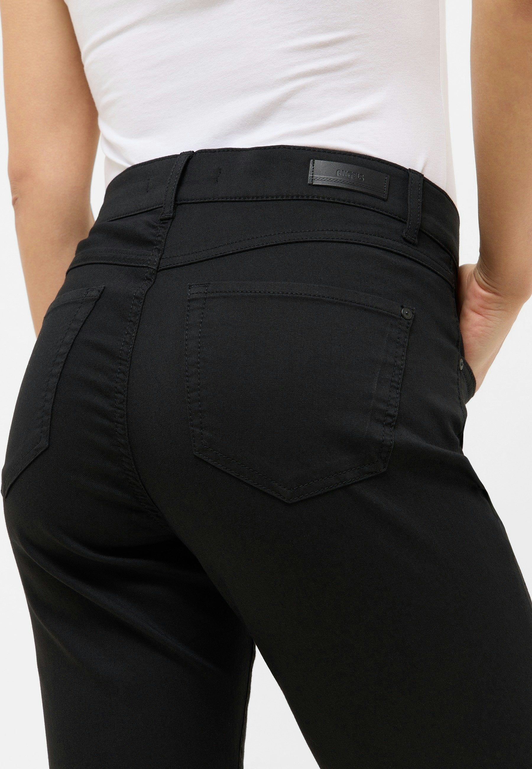 ANGELS JEANS Anacapri Capri Jeans - Midnight Ink Black - 353 430000.10 von Angels Jeans