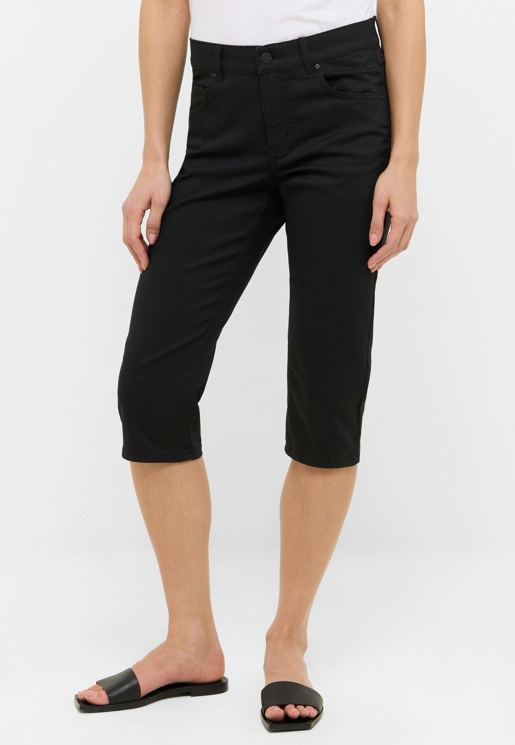 ANGELS JEANS Anacapri Capri Jeans - Midnight Ink Black - 353 430000.10 von Angels Jeans
