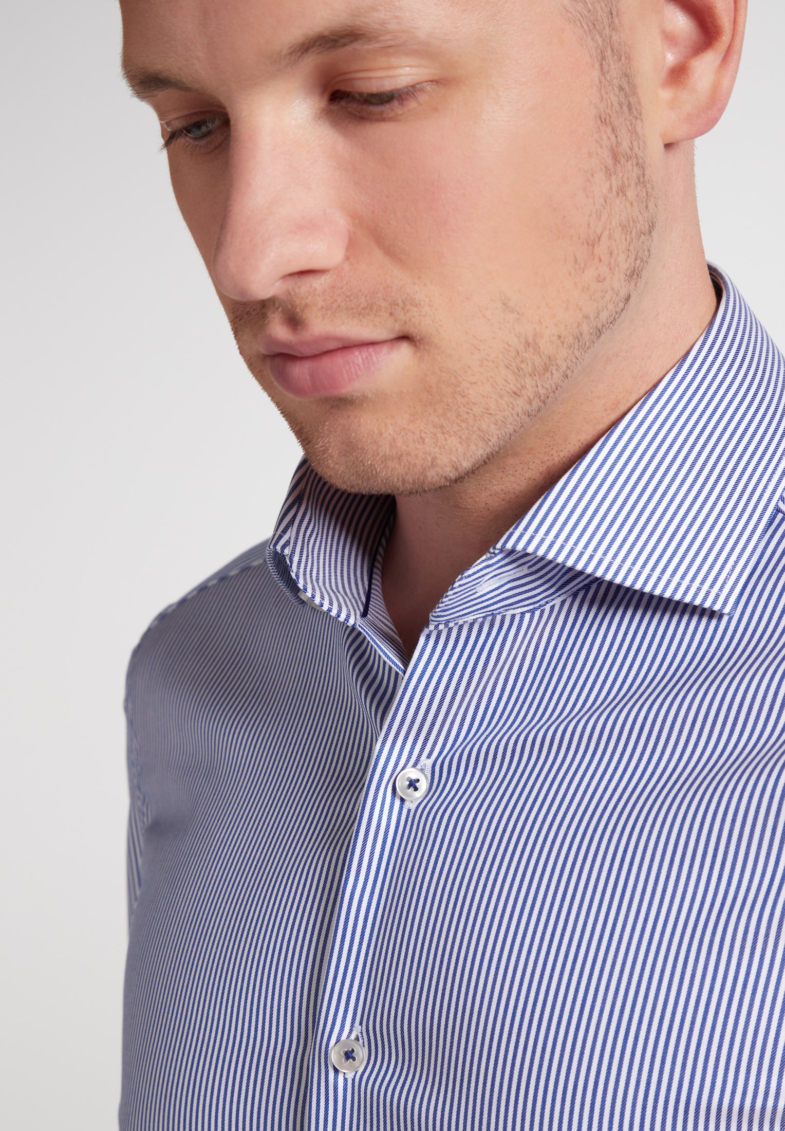 ETERNA 1863 Slim Fit Langarm Hemd - Coastal Pinstripe Blue - 3961-16-F682 von Eterna