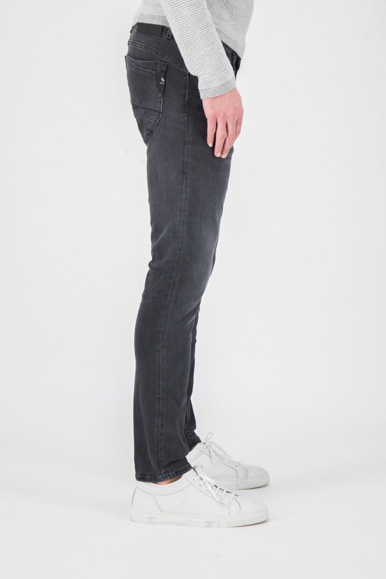 GARCIA JEANS Rocko Five Pocket - Charcoal Drift - 690.6080 von Garcia Jeans