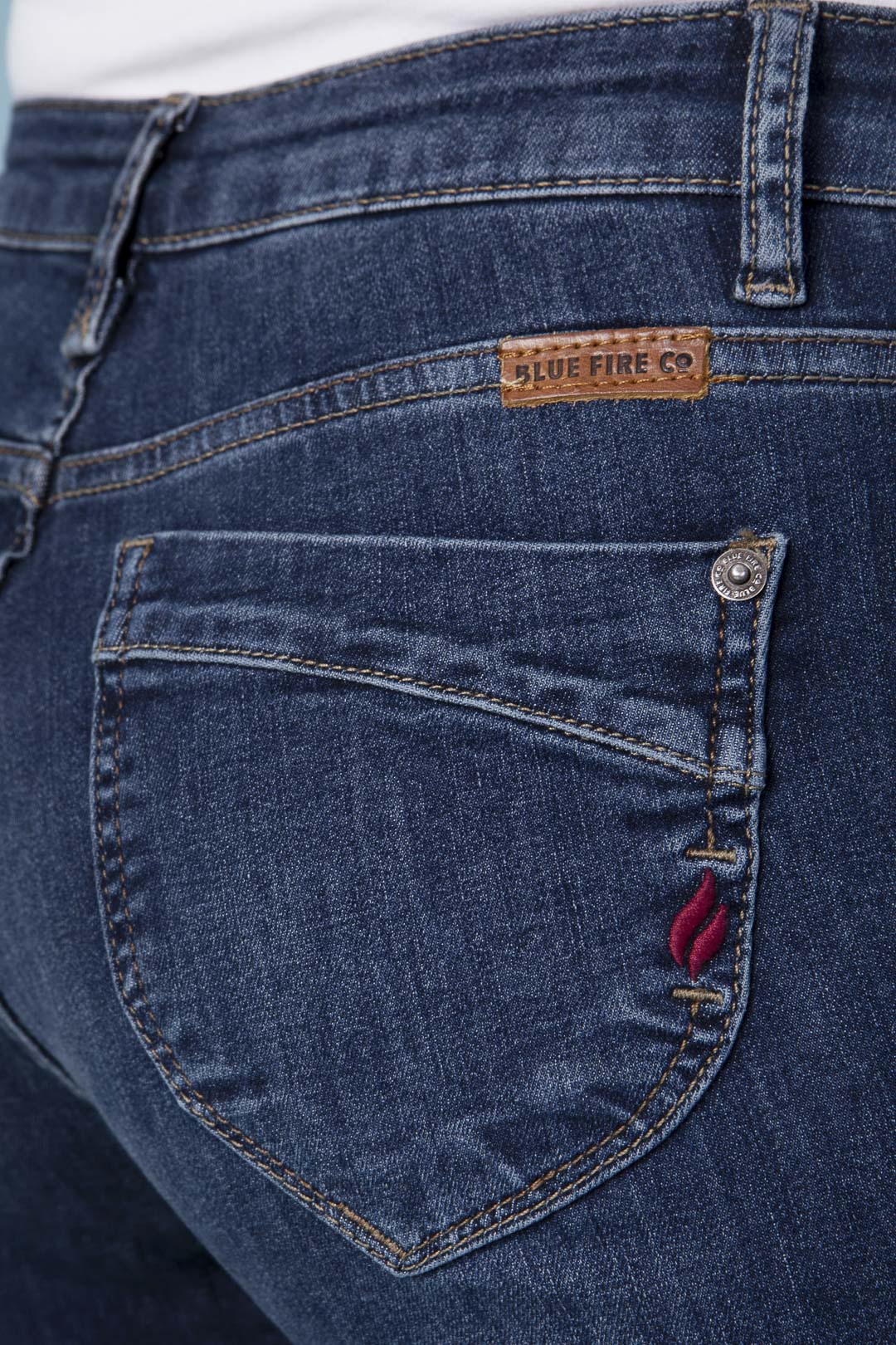 BLUE FIRE Nancy Slim-Fit Jeans - Deep Twilight Blue - 1001.241 von Blue Fire