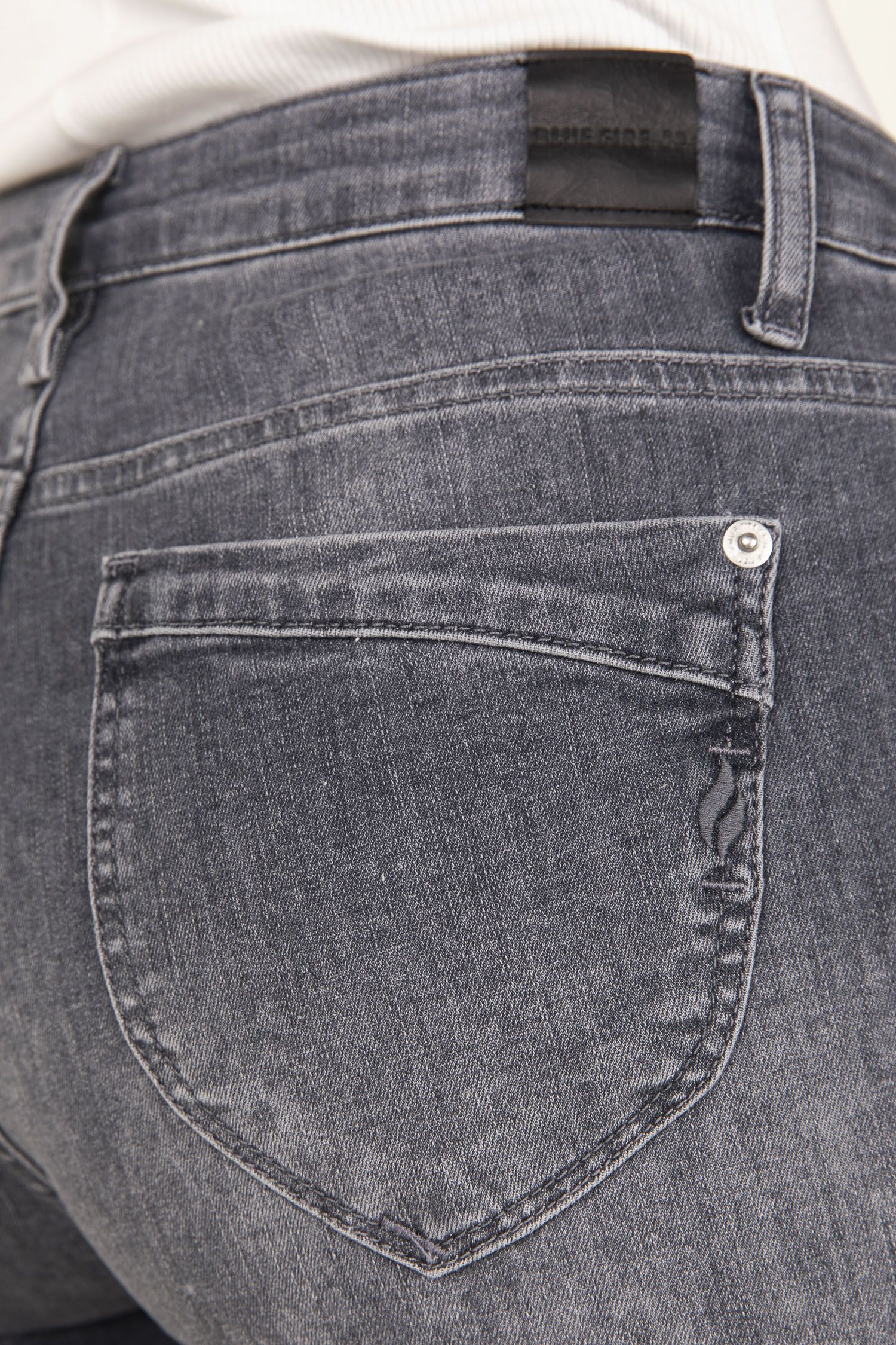 BLEU FEU NANCY gris d'occasion 1001.3070