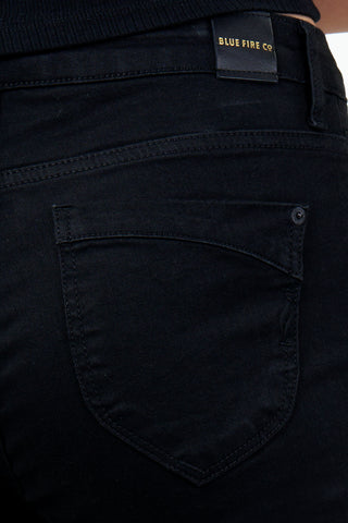 BLUE FIRE Nancy Hose - Midnight Ink - 1001.4140
