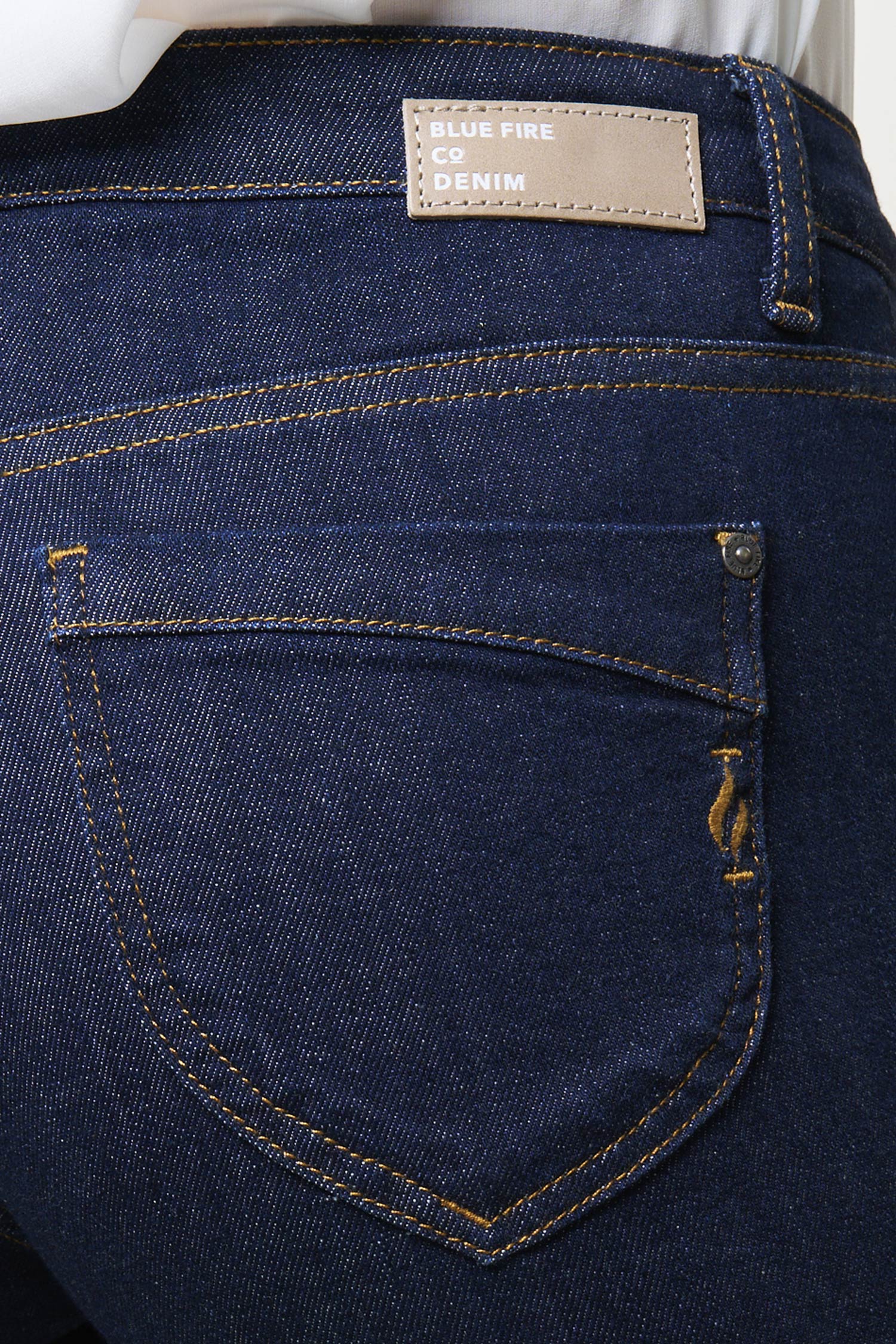 BLUE FIRE Nancy Jeans - Midnight Indigo Blue - 1001.263 von Blue Fire