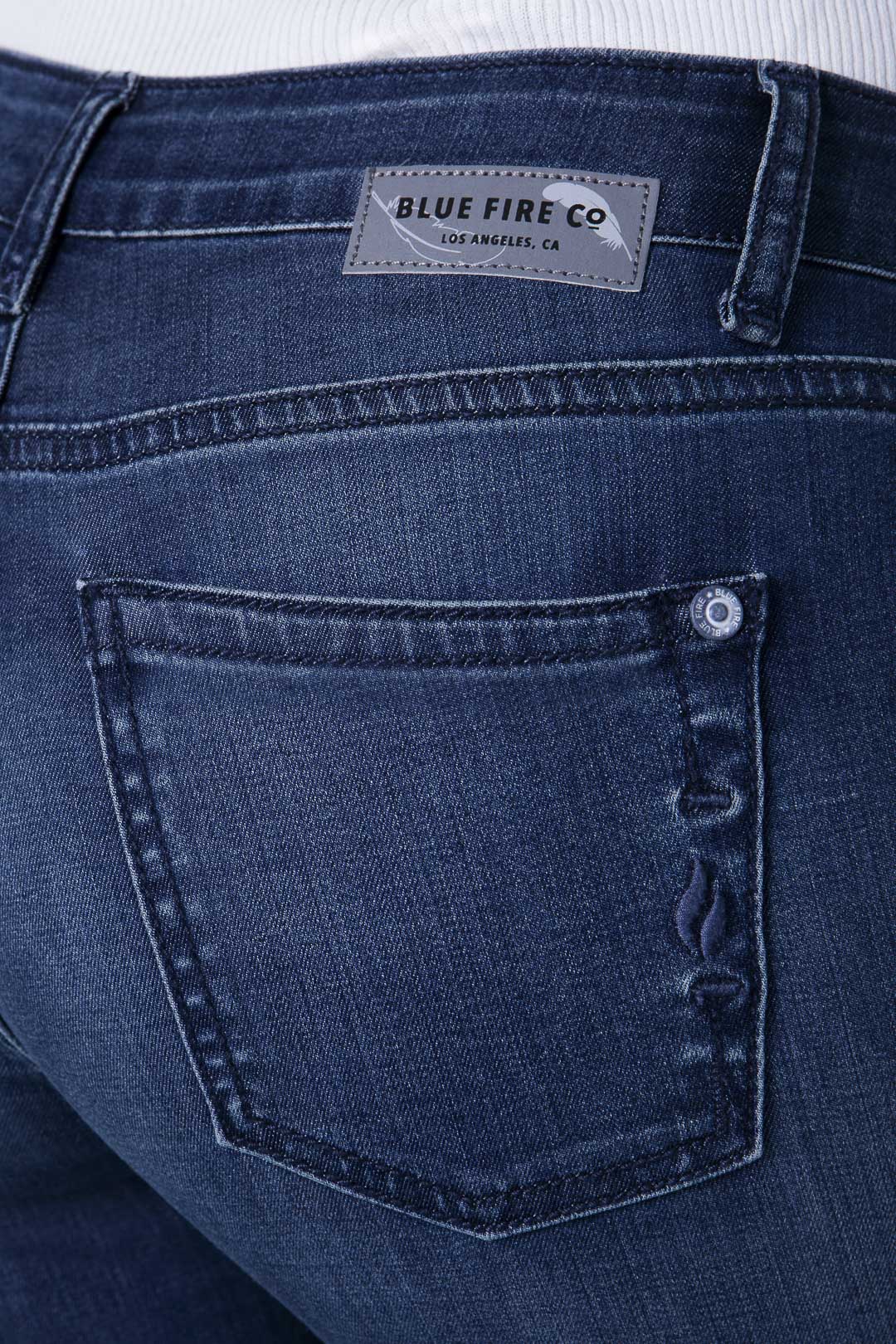 BLUE FIRE Chloe Skinny Jeans - Midnight Worn Indigo - 1046.558 von Blue Fire