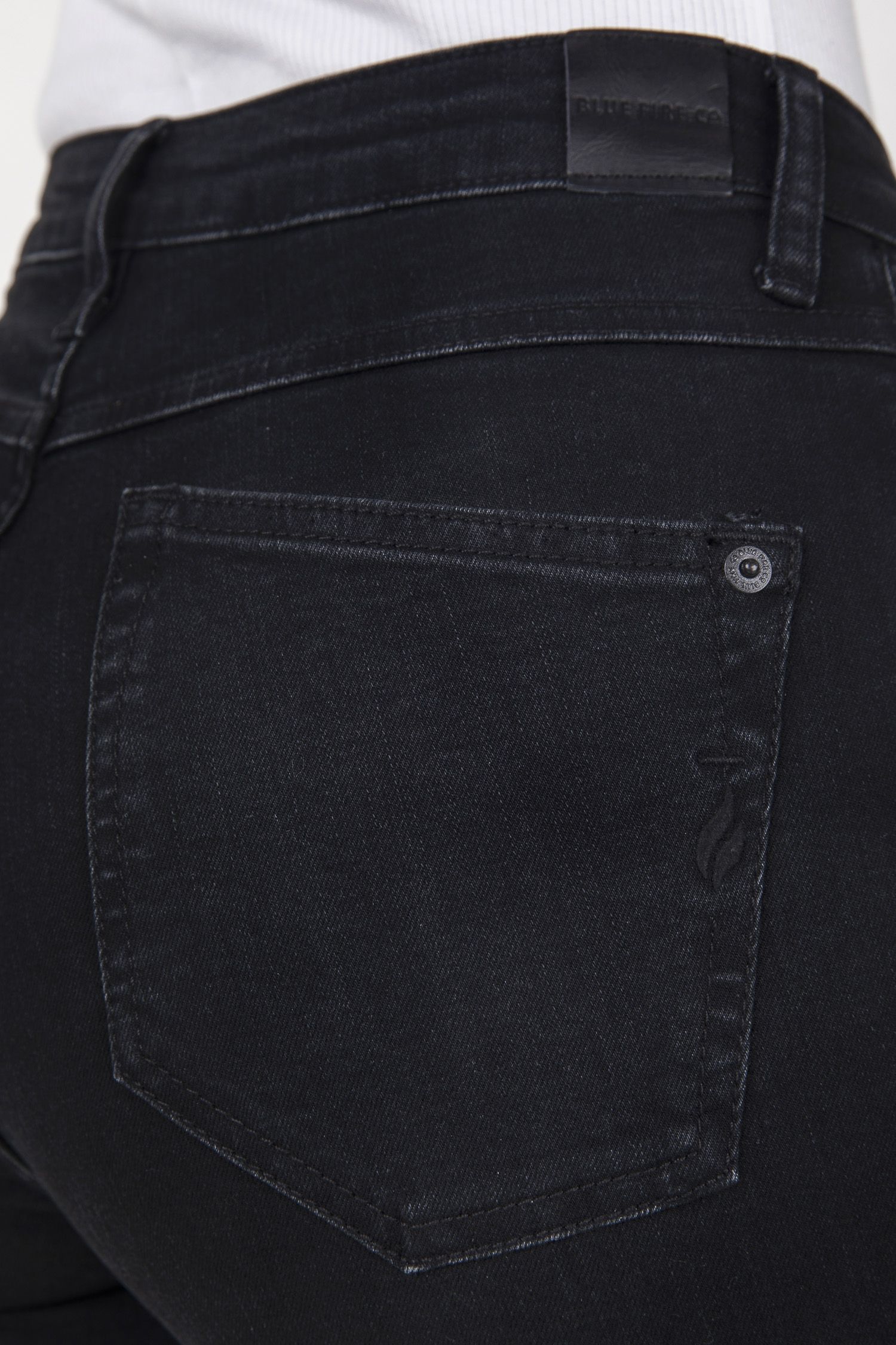 BLUE FIRE Lara Skinny-Jeans - Midnight Ember Black - 1136.3024