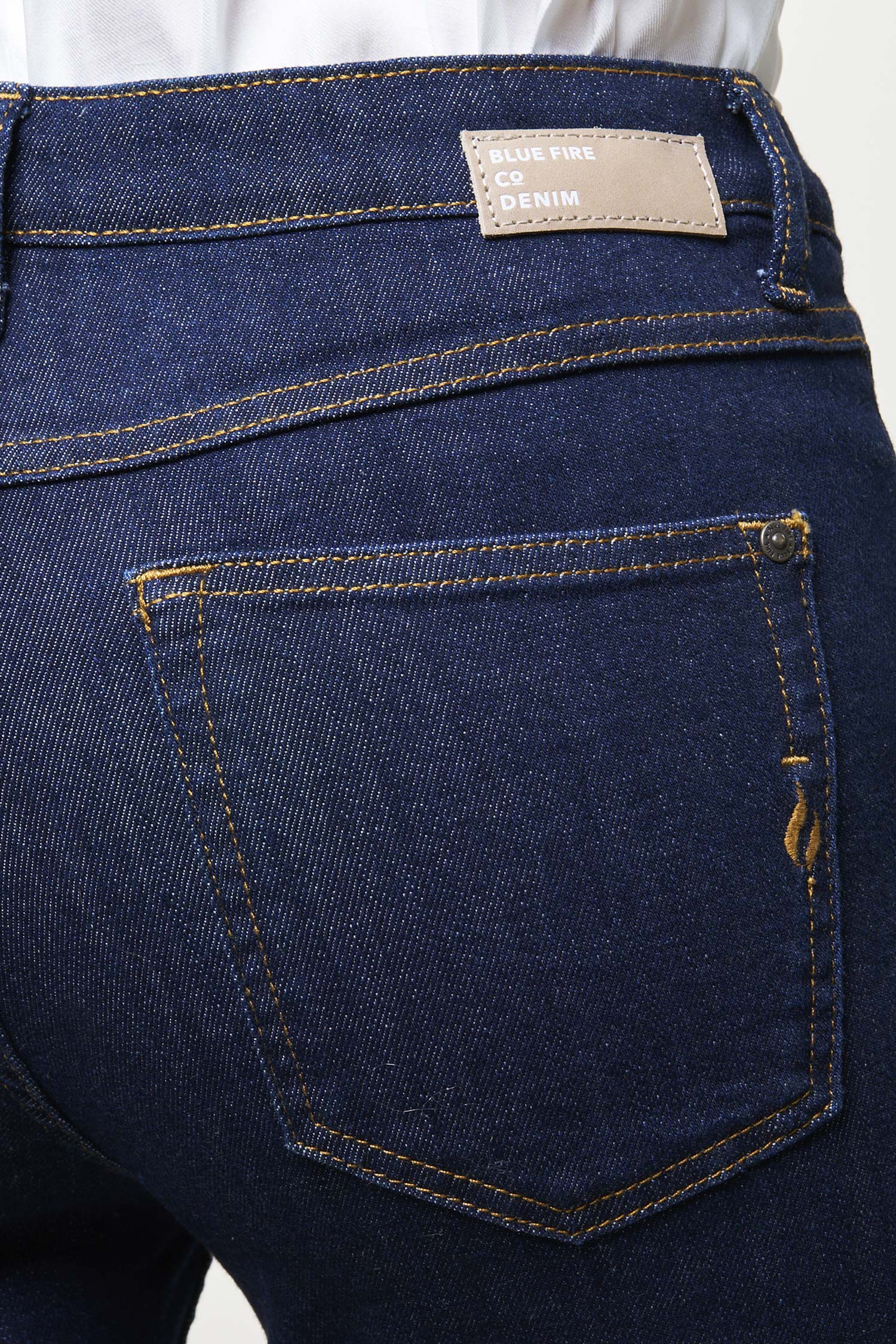 BLUE FIRE Lara Skinny Jeans - Deep Midnight Indigo - 1136.263 von Blue Fire