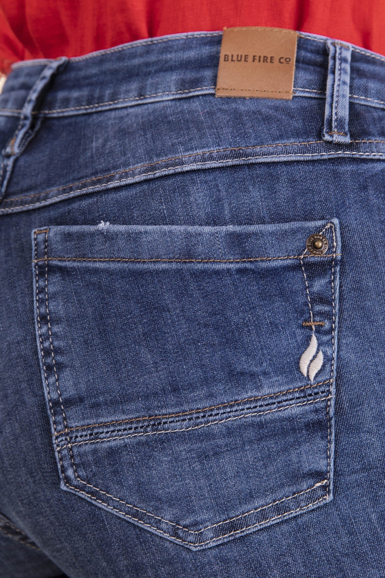 BLUE FIRE J﻿ULIE stone used - Midnight Denim Blue - 1147.242 von Blue Fire
