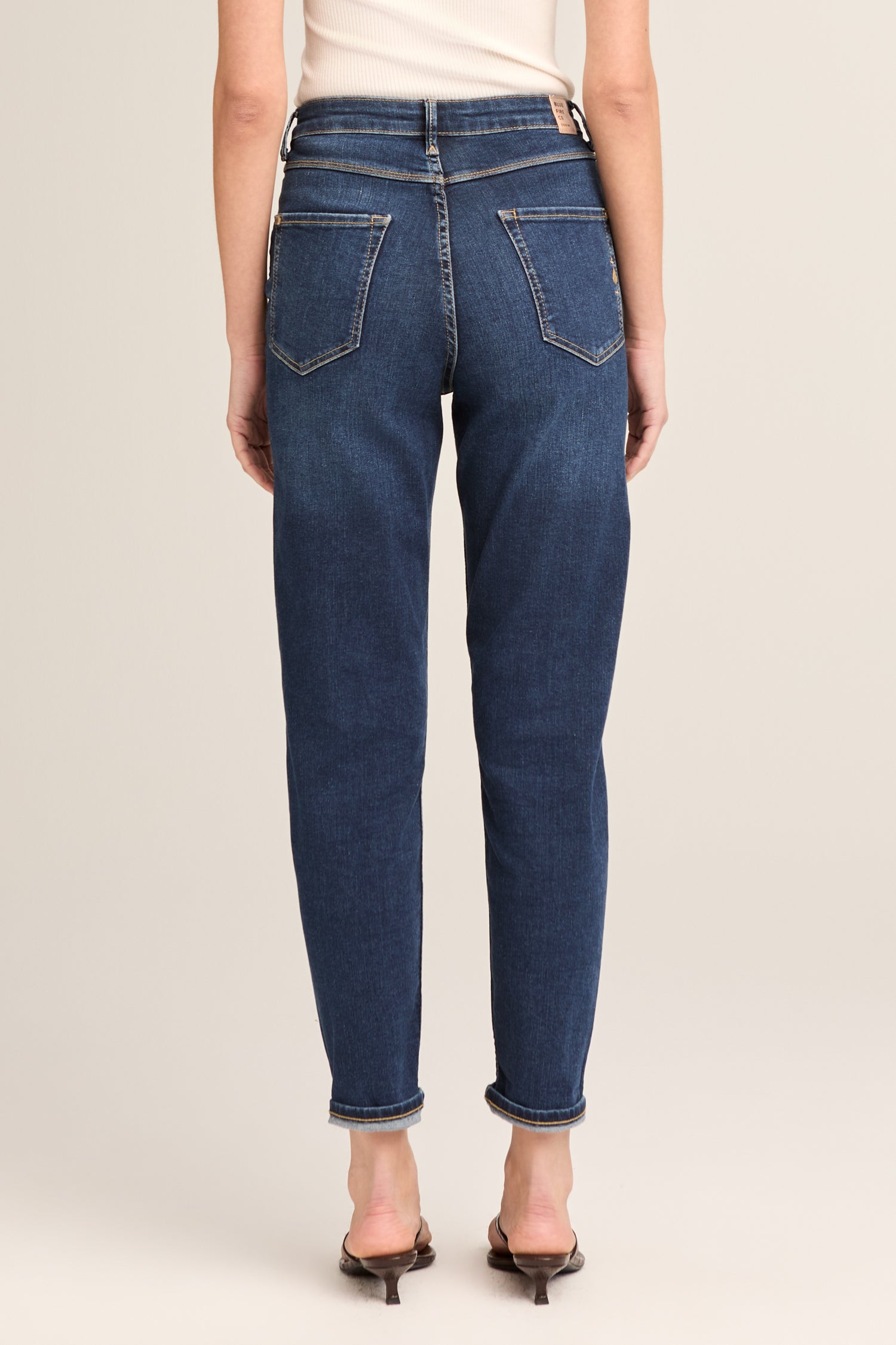 BLUE FIRE Fiona Carrot Jeans - Midnight Atlantic Blue - 1164.266 von Blue Fire