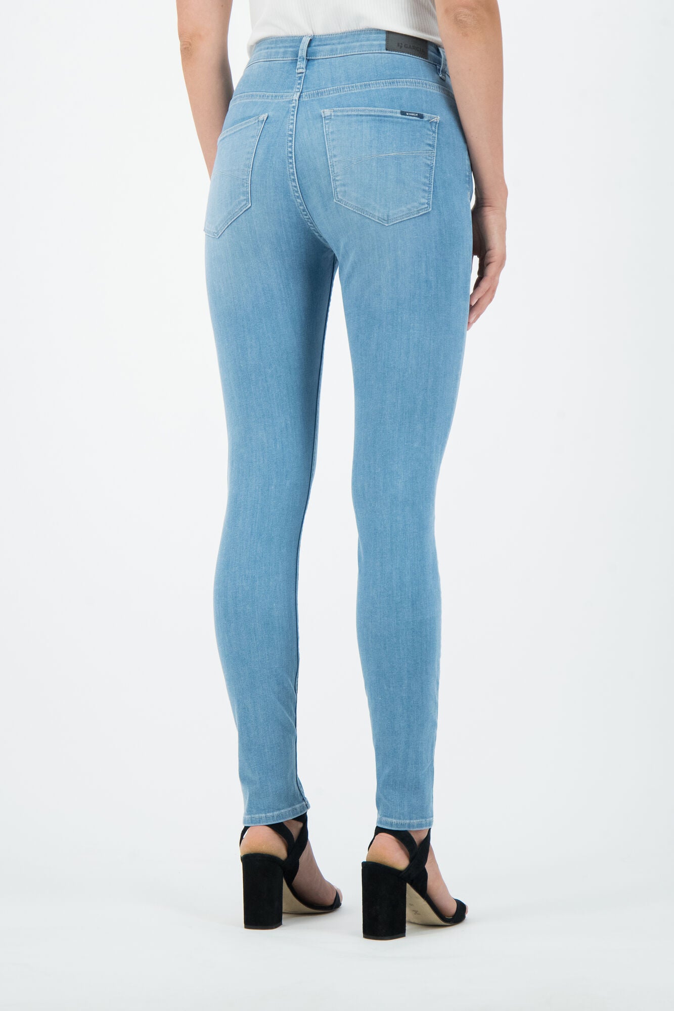 GARCIA JEANS Celia Five Pocket - Seafoam Washed Blue - 244.5903 von Garcia Jeans