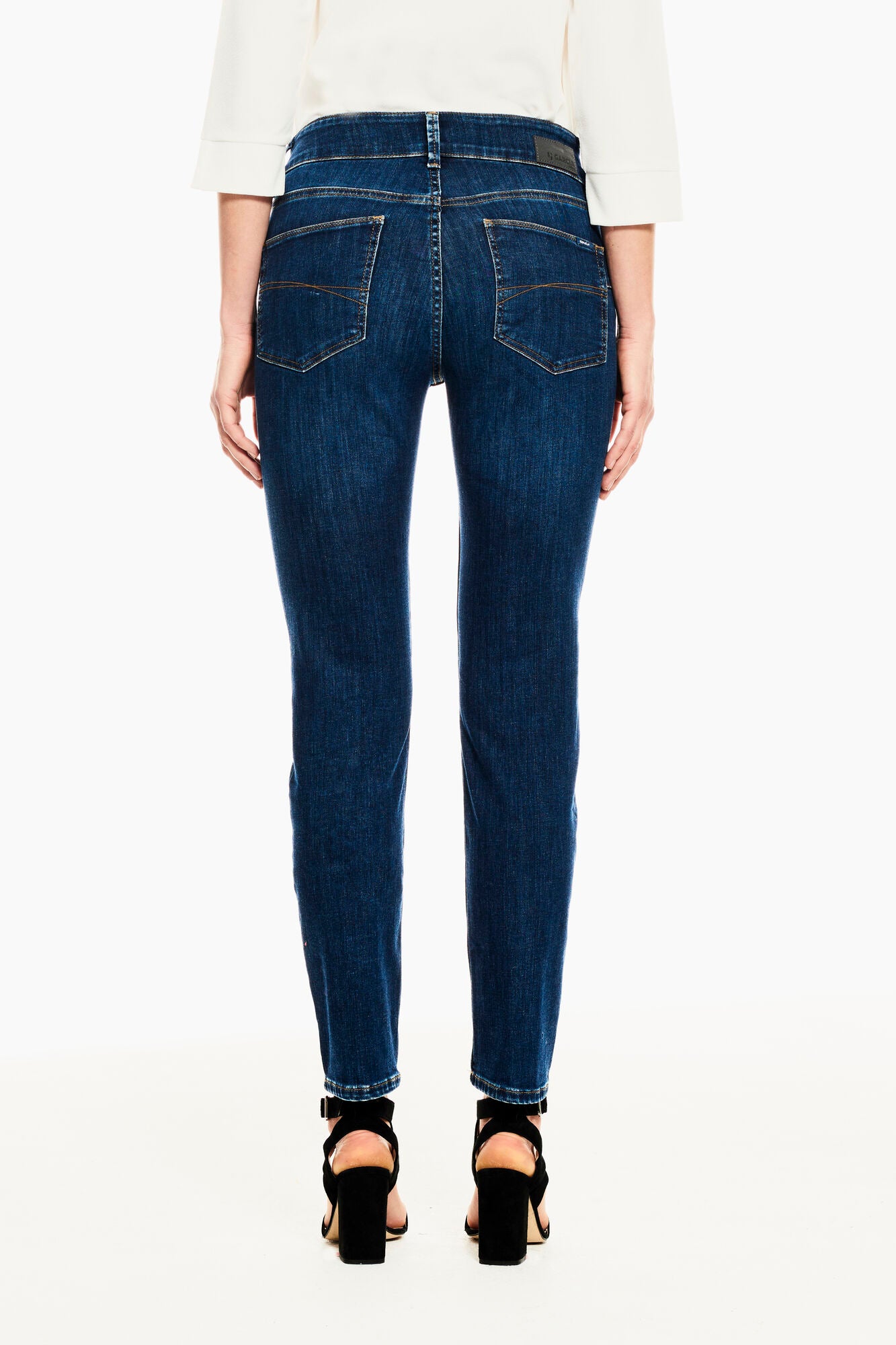 GARCIA JEANS Caro Curved Five Pocket - Midnight Rust Stitch - 285.8723 von Garcia Jeans