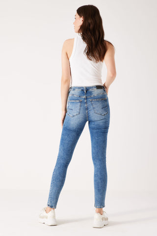 GARCIA JEANS Celia Five Pocket - Denim Sky Vintage - 244.4999