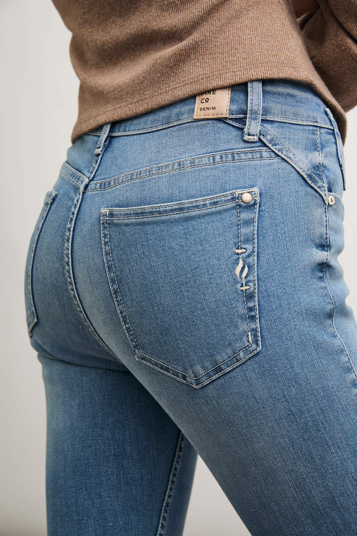 BLUE FIRE Chloe Skinny Jeans - Pacific Washed Blue - 1046.264 von Blue Fire