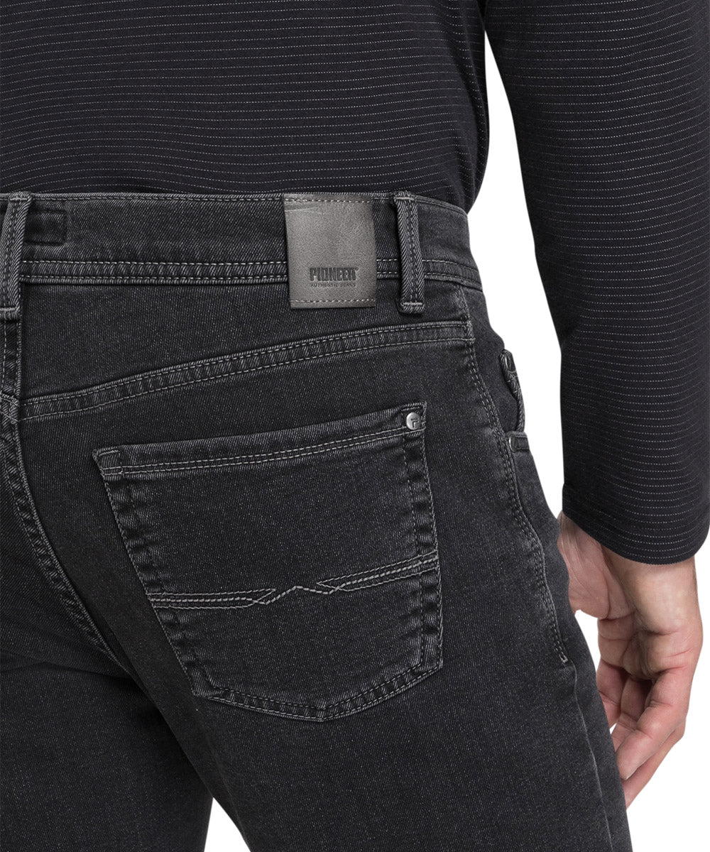 PIONEER Rando Five Pocket - Charcoal Night Denim - 16801 6504.9830 von Pioneer