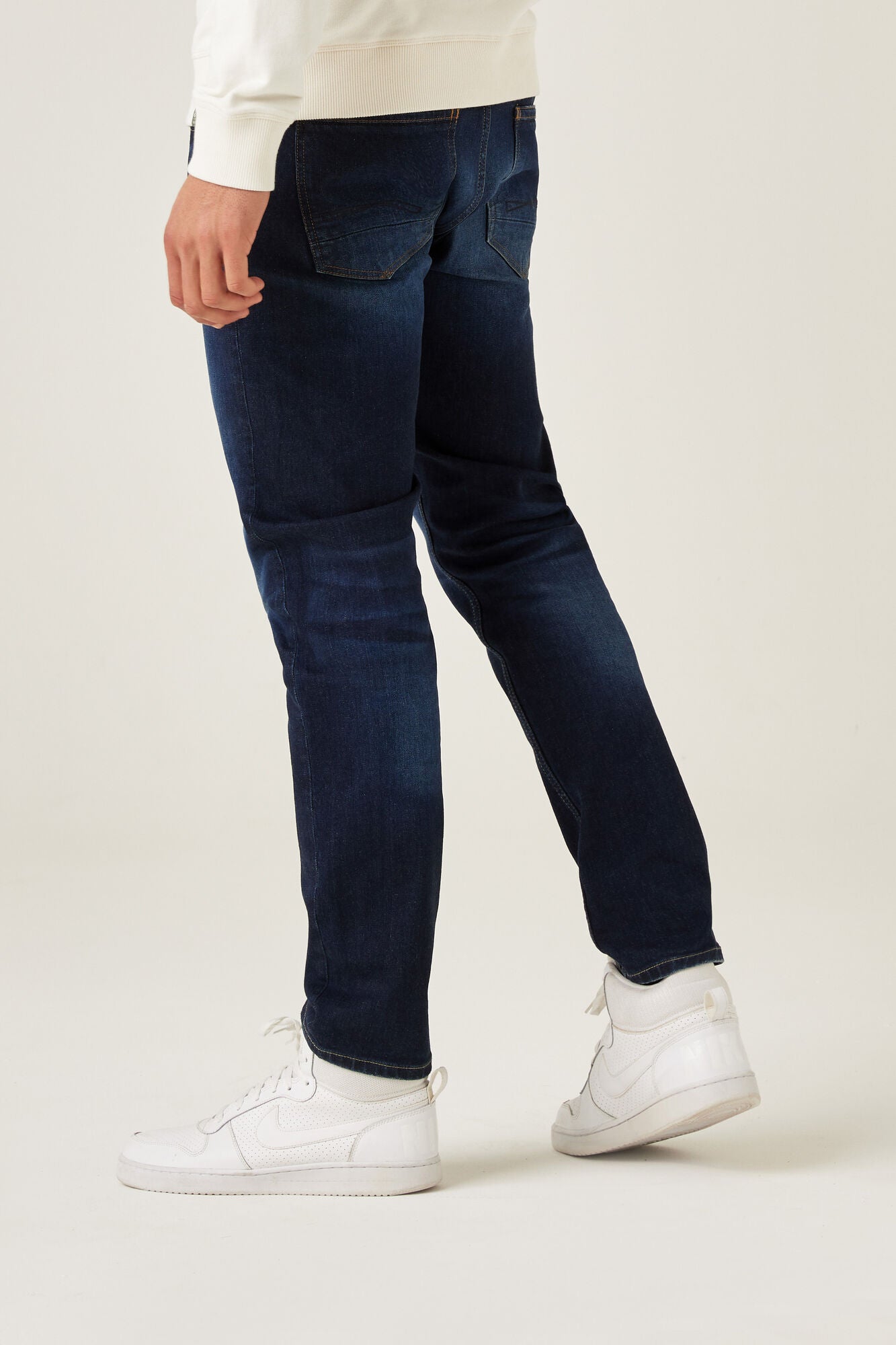 GARCIA SAVIO Five Pocket - Midnight Wash Blue - 630.6451 von Garcia Jeans