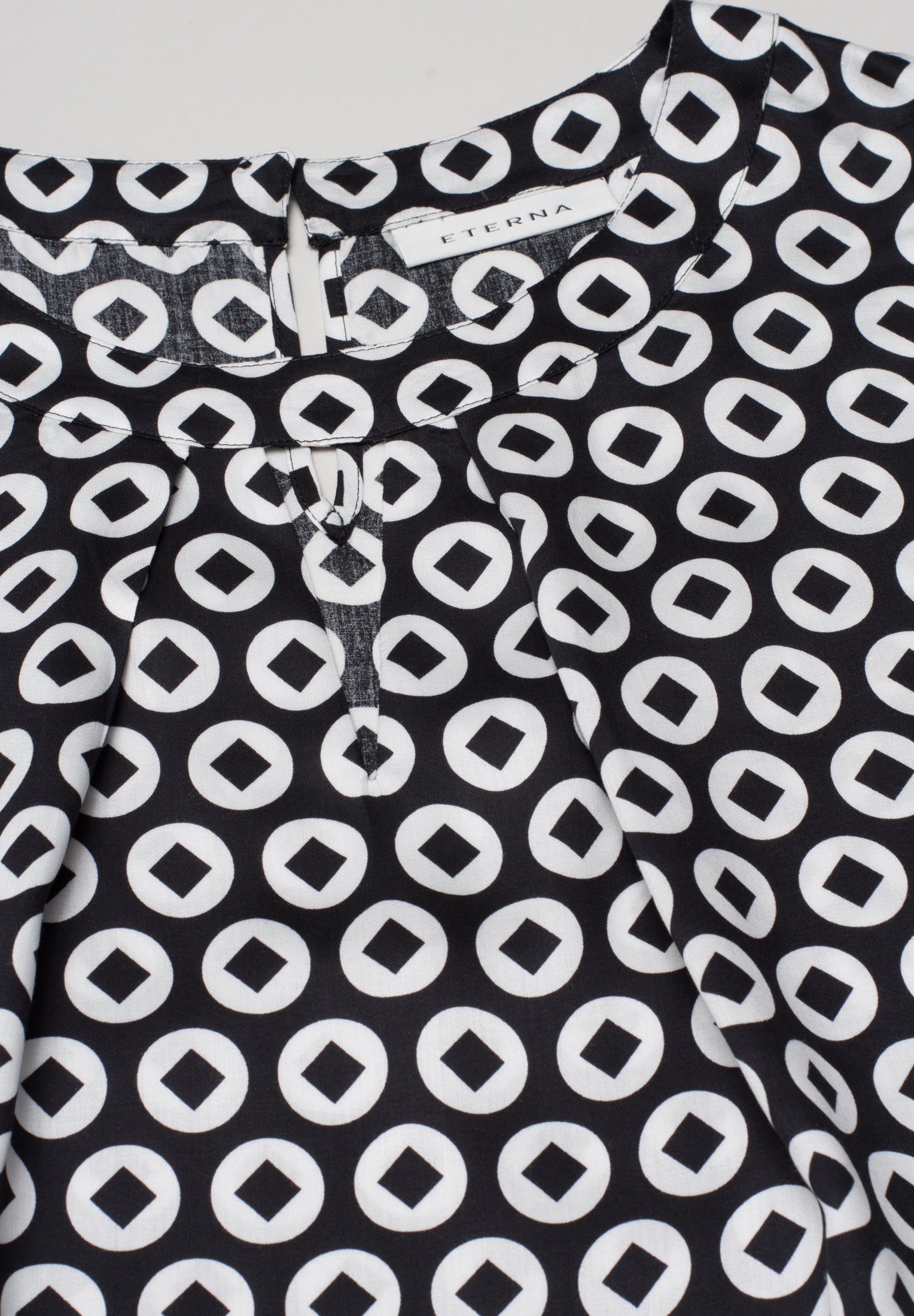 ETERNA BLUSE CLASSIC - Dot Halo Black - 7548 A737.39