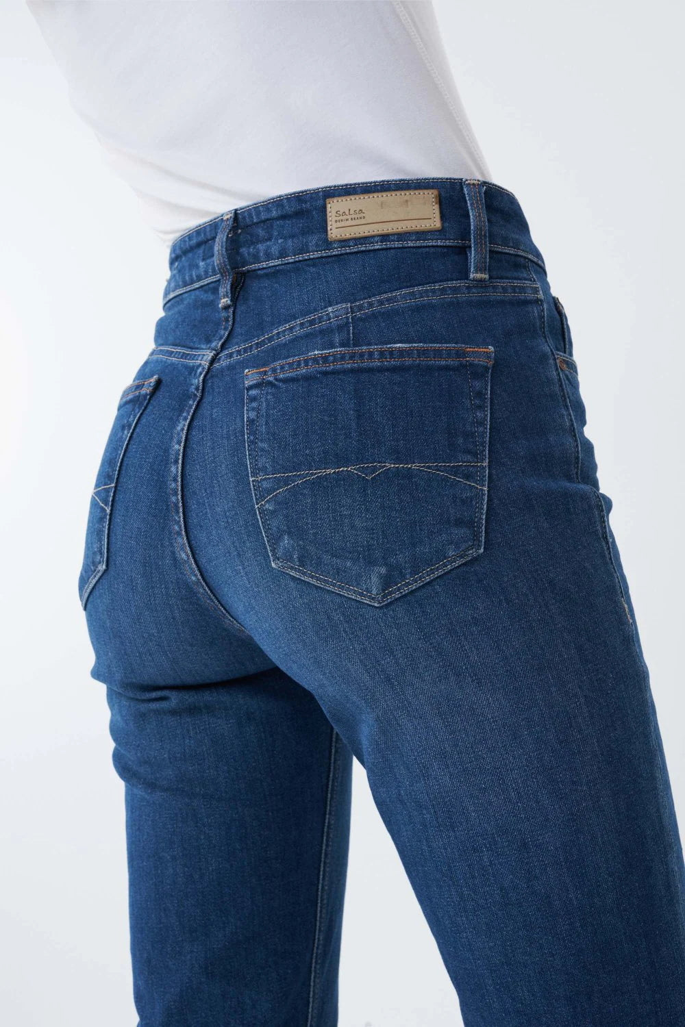 SALSA True Cropped Slim - Deep Indigo Wash - 126042.8503 von Salsa