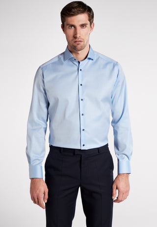 eterna modern fit chemise de couverture en sergé à manches longues bleu clair 8819-10-x15v